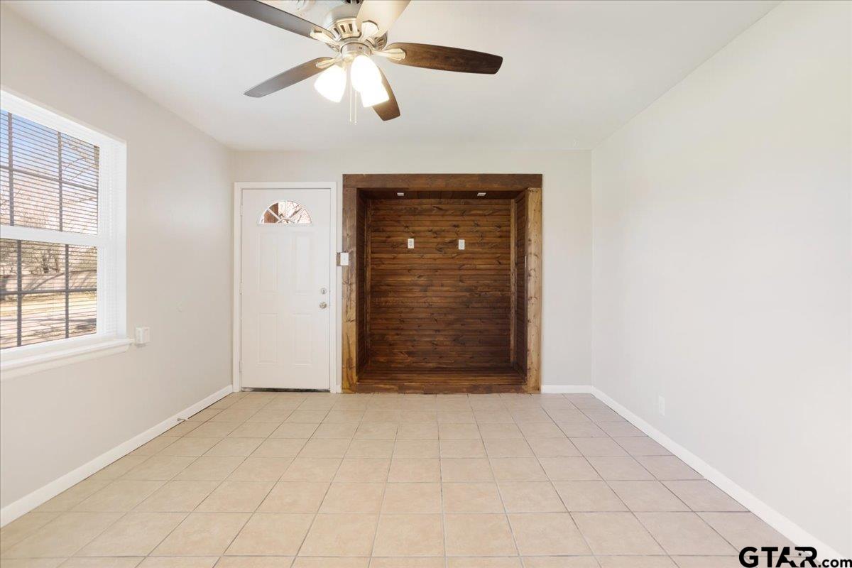 2430 Cypress Dr