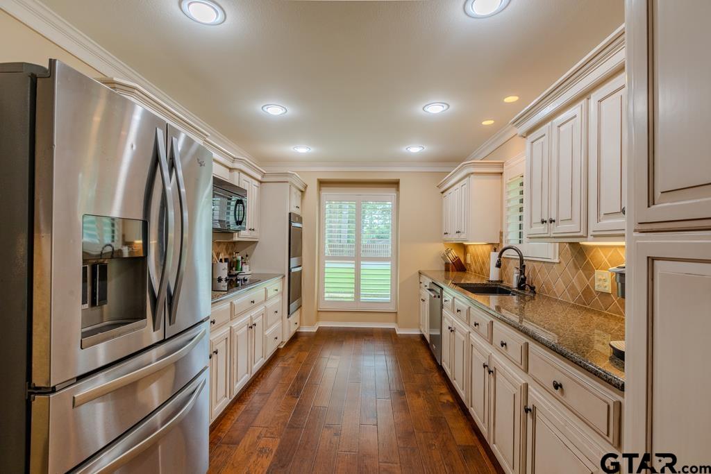 903 David Dr.