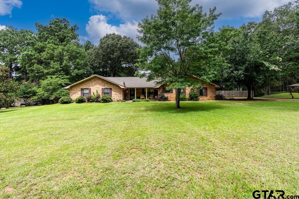 2707 Bentwood Dr