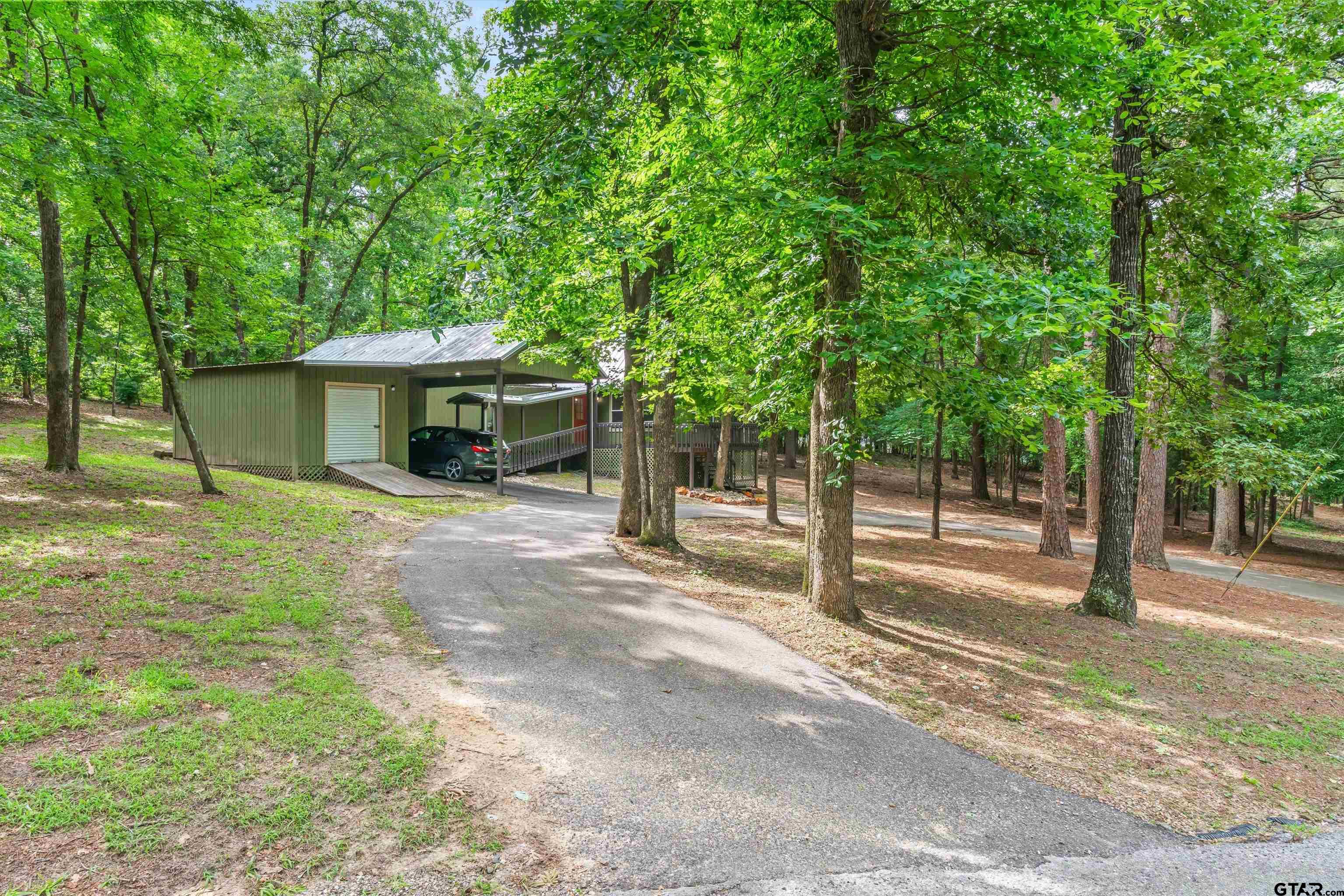 178 Butternut Glen