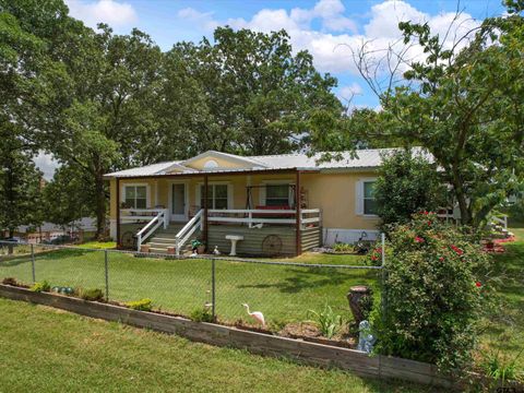 2811 medlin Rd Gilmer TX 75645