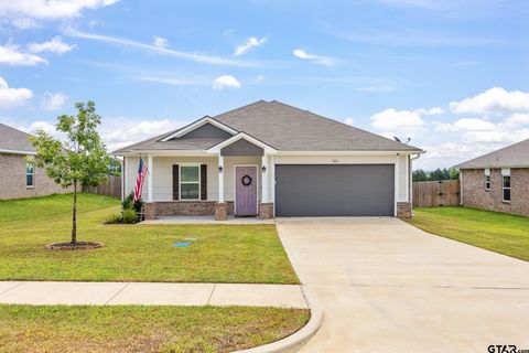 901 Martin St Chandler TX 75758