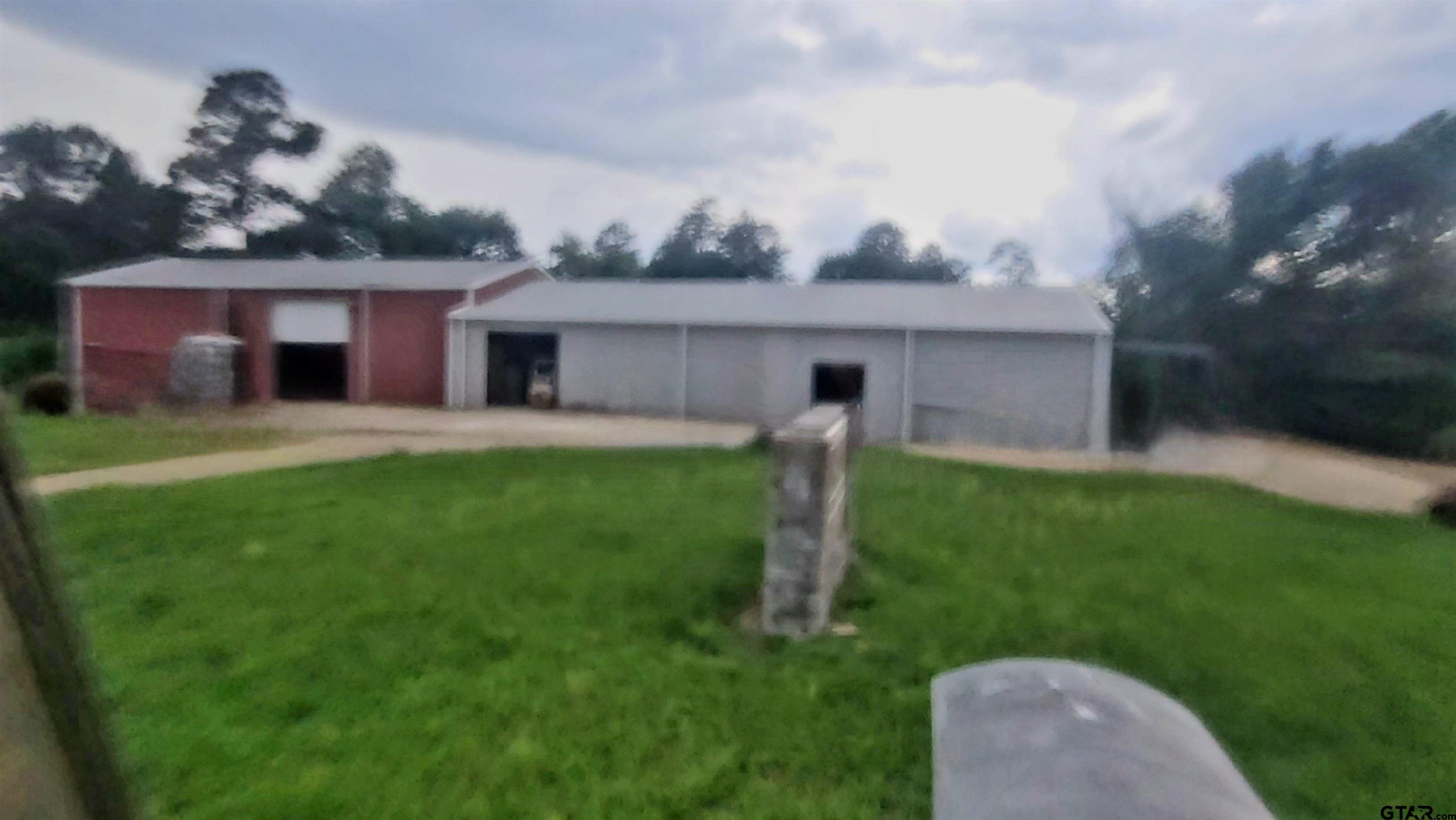 221 Locker Plant Rd