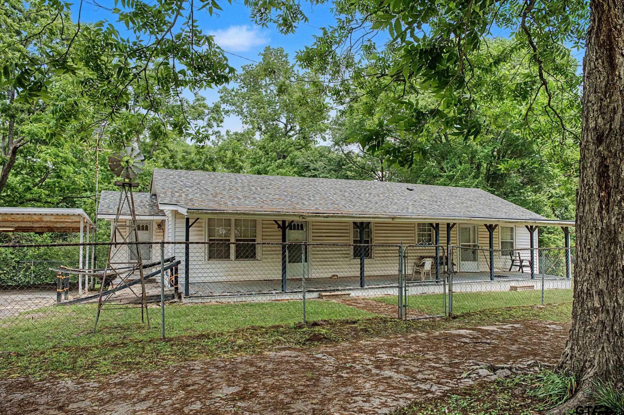 1085 PYEATT RD