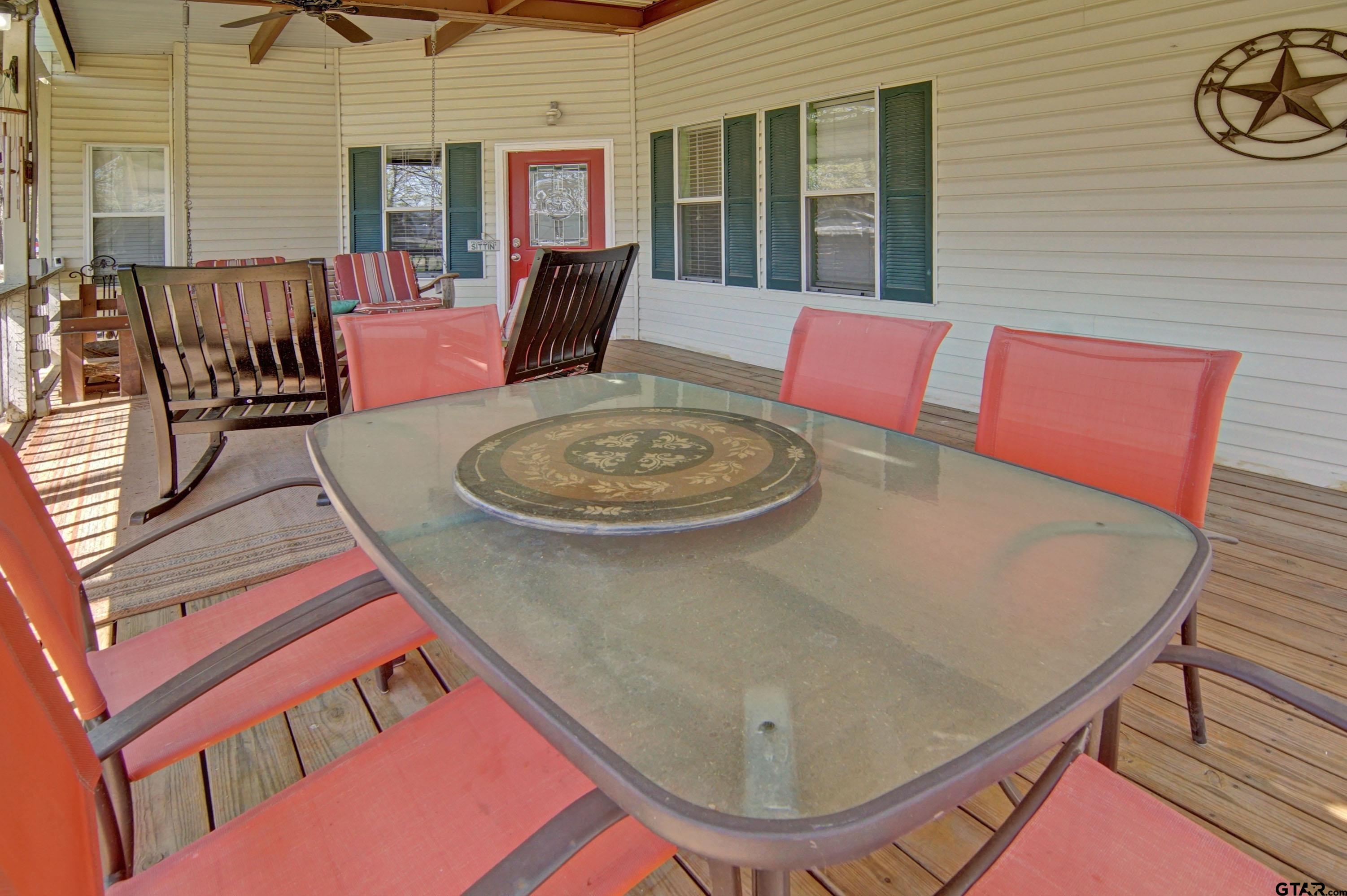 190 County Road 1975