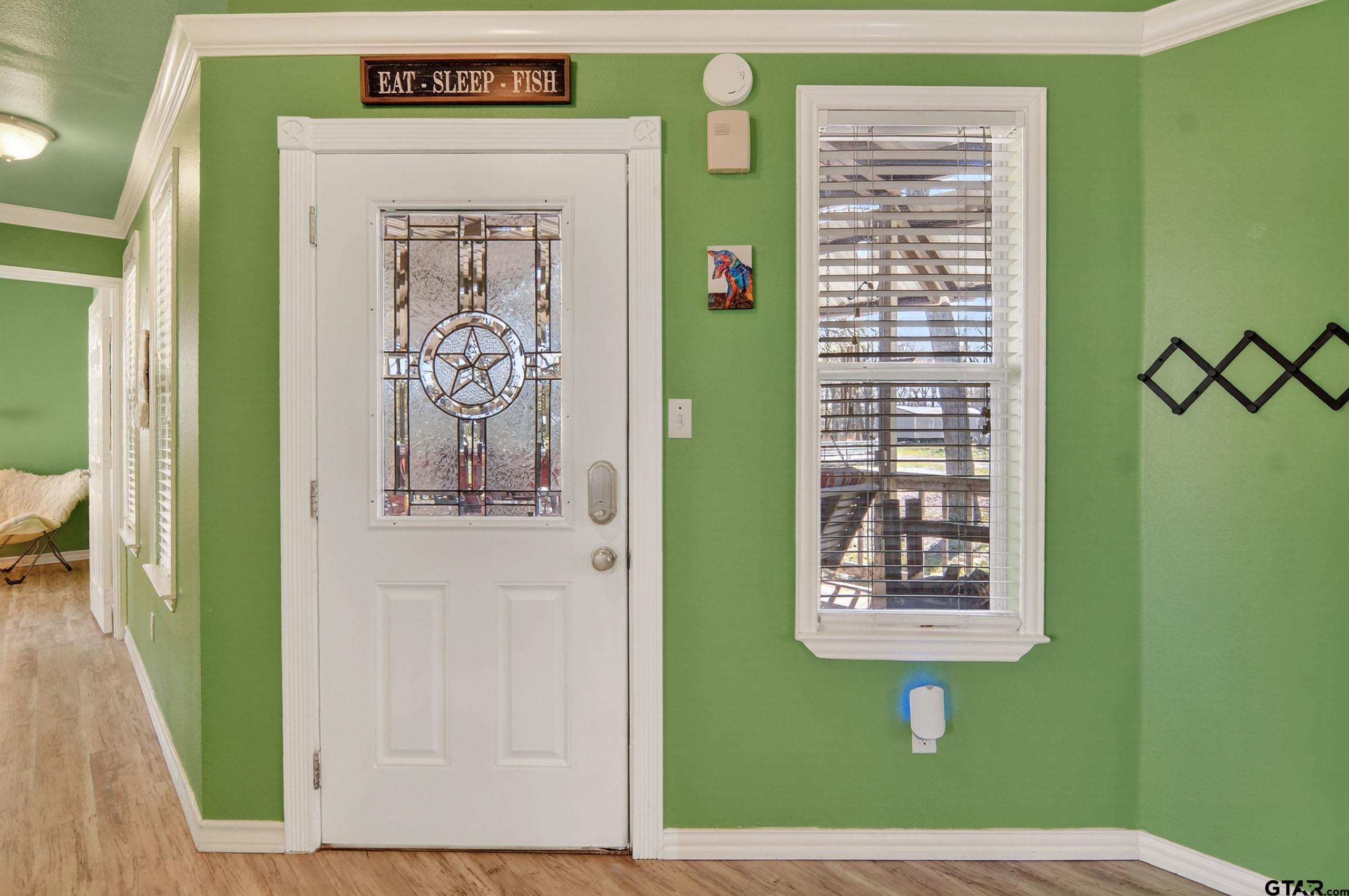 190 County Road 1975