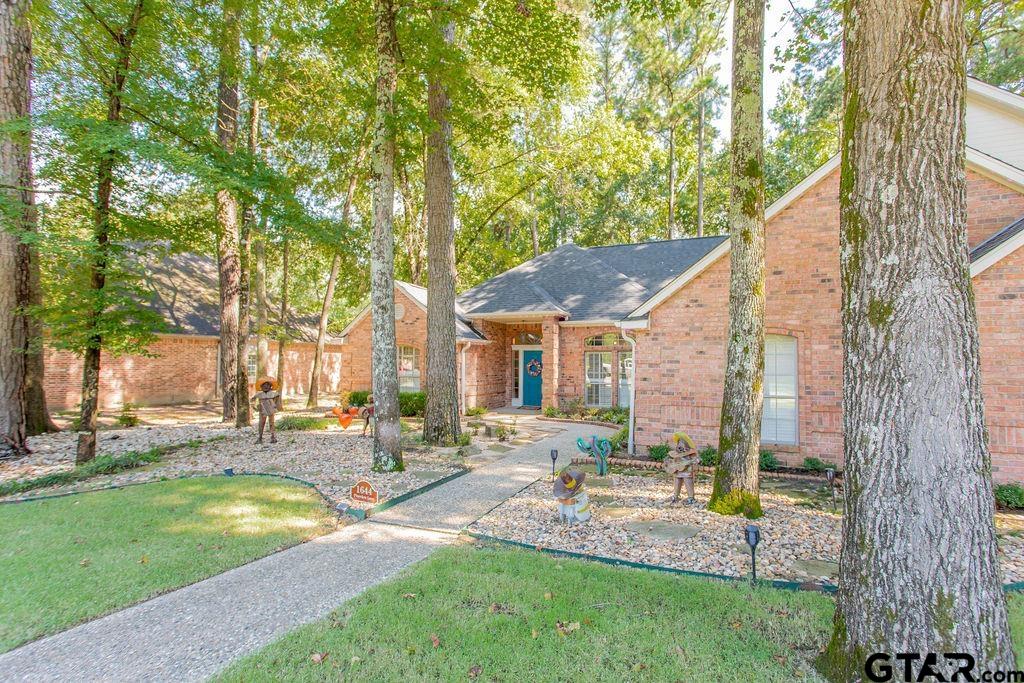 1644 Pineview Lane