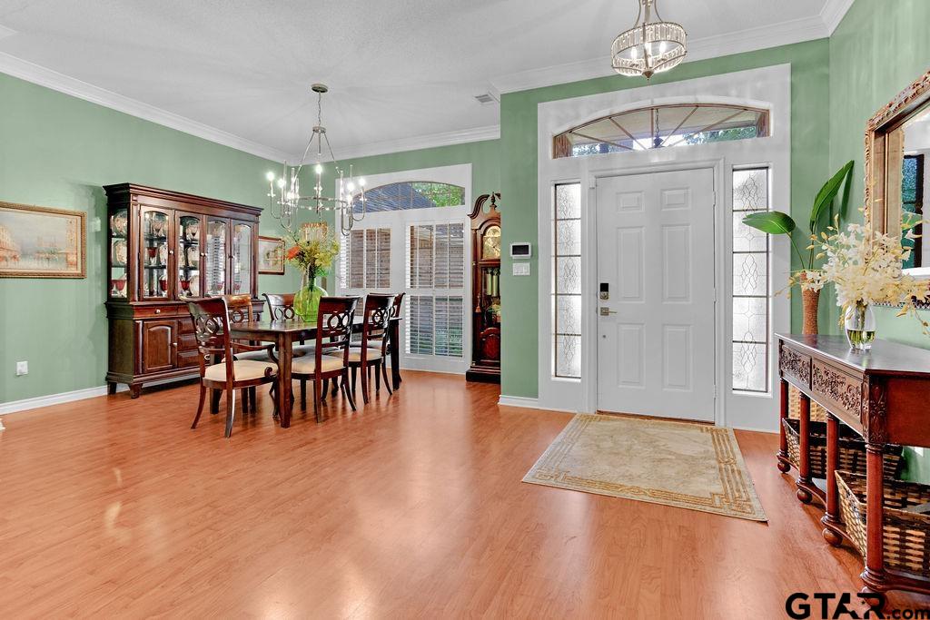 1644 Pineview Lane