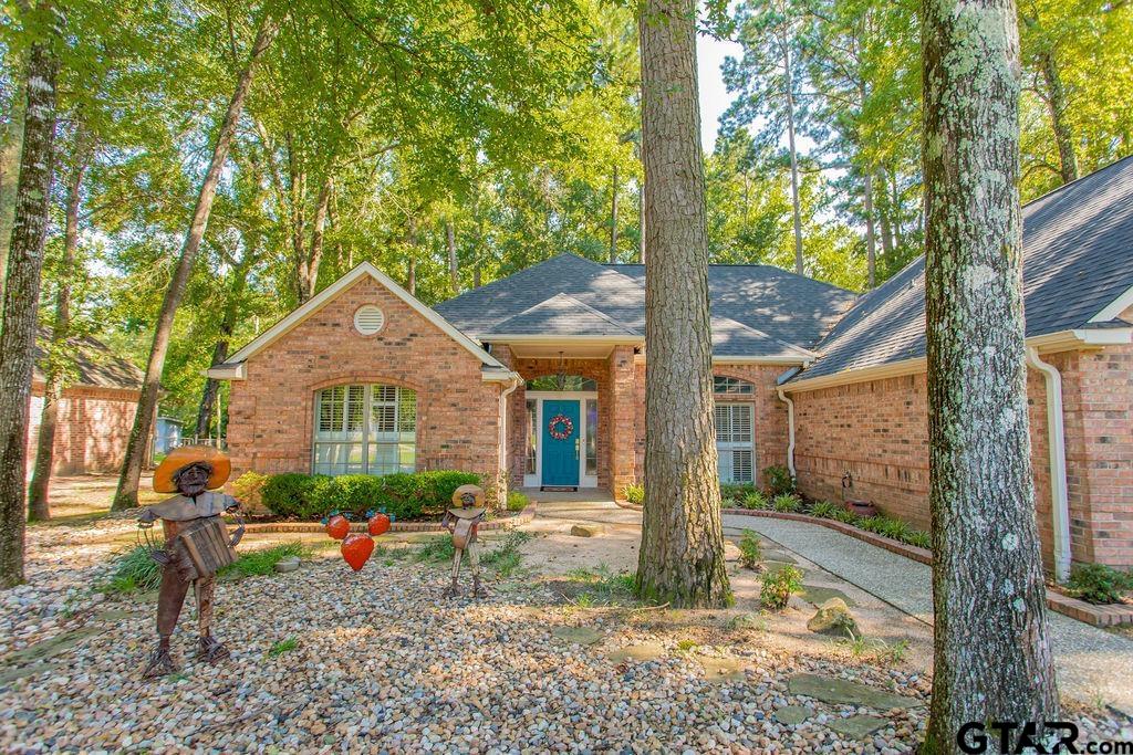 1644 Pineview Lane