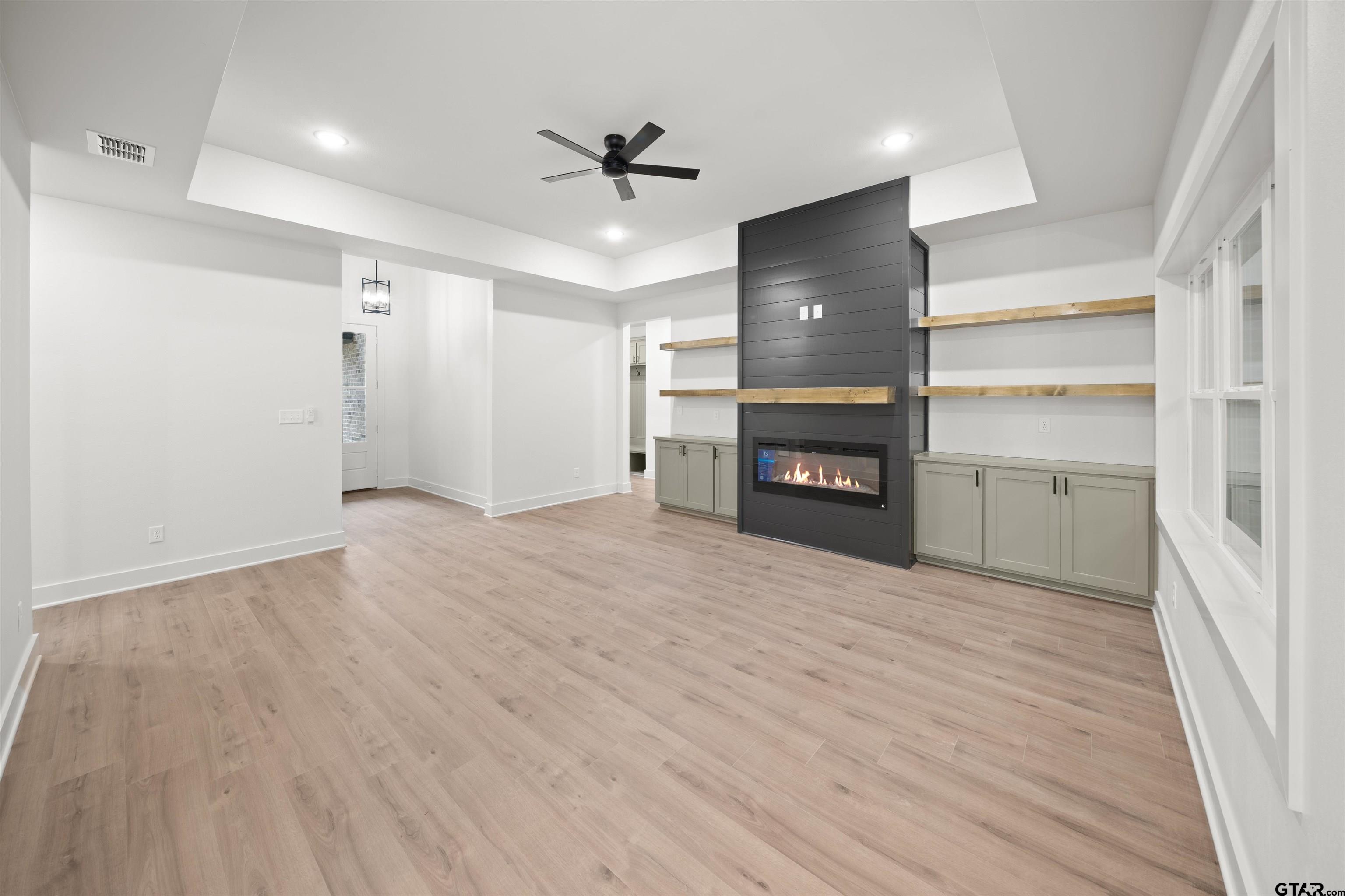309 Pineview Lane