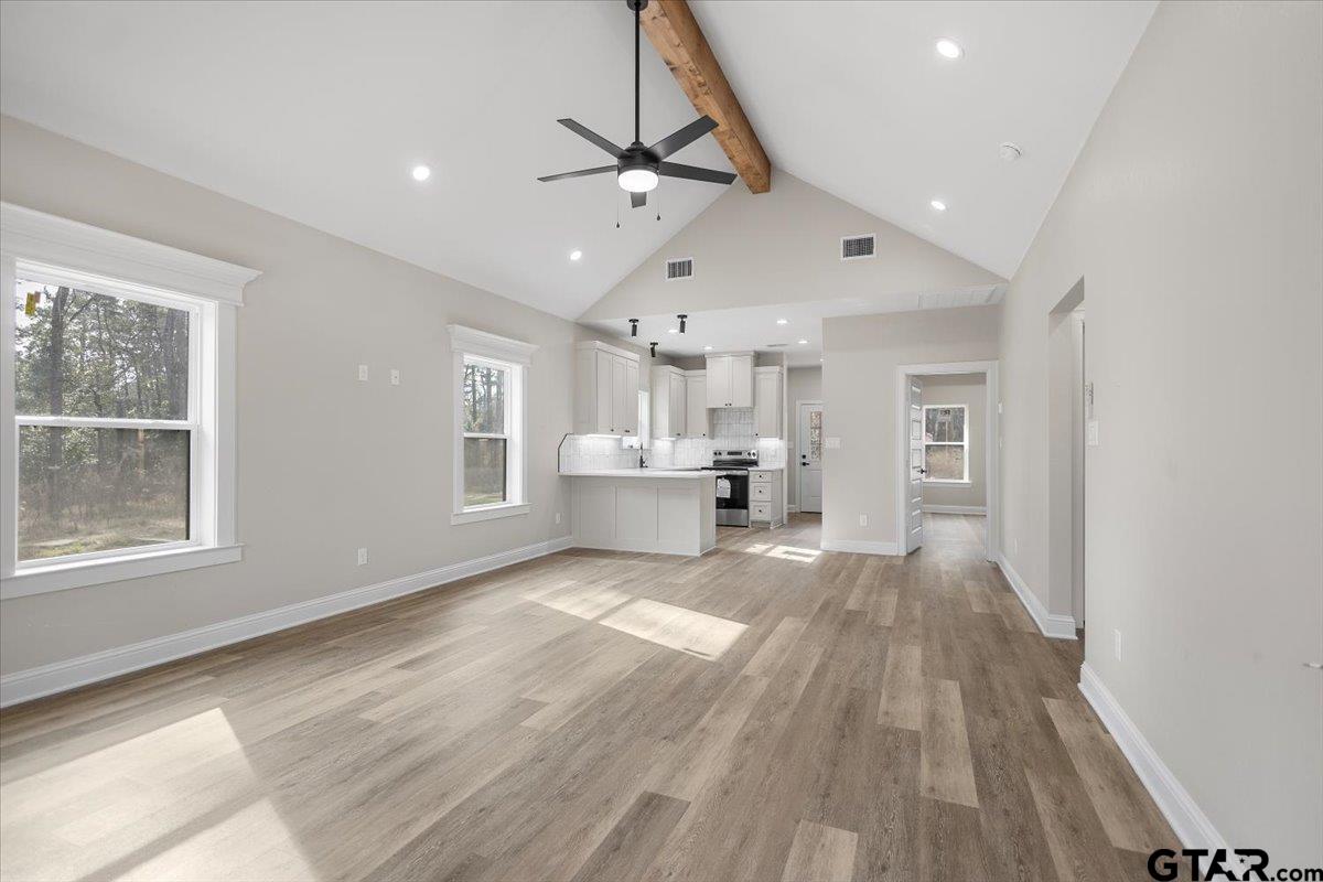 112 Carri Dr.