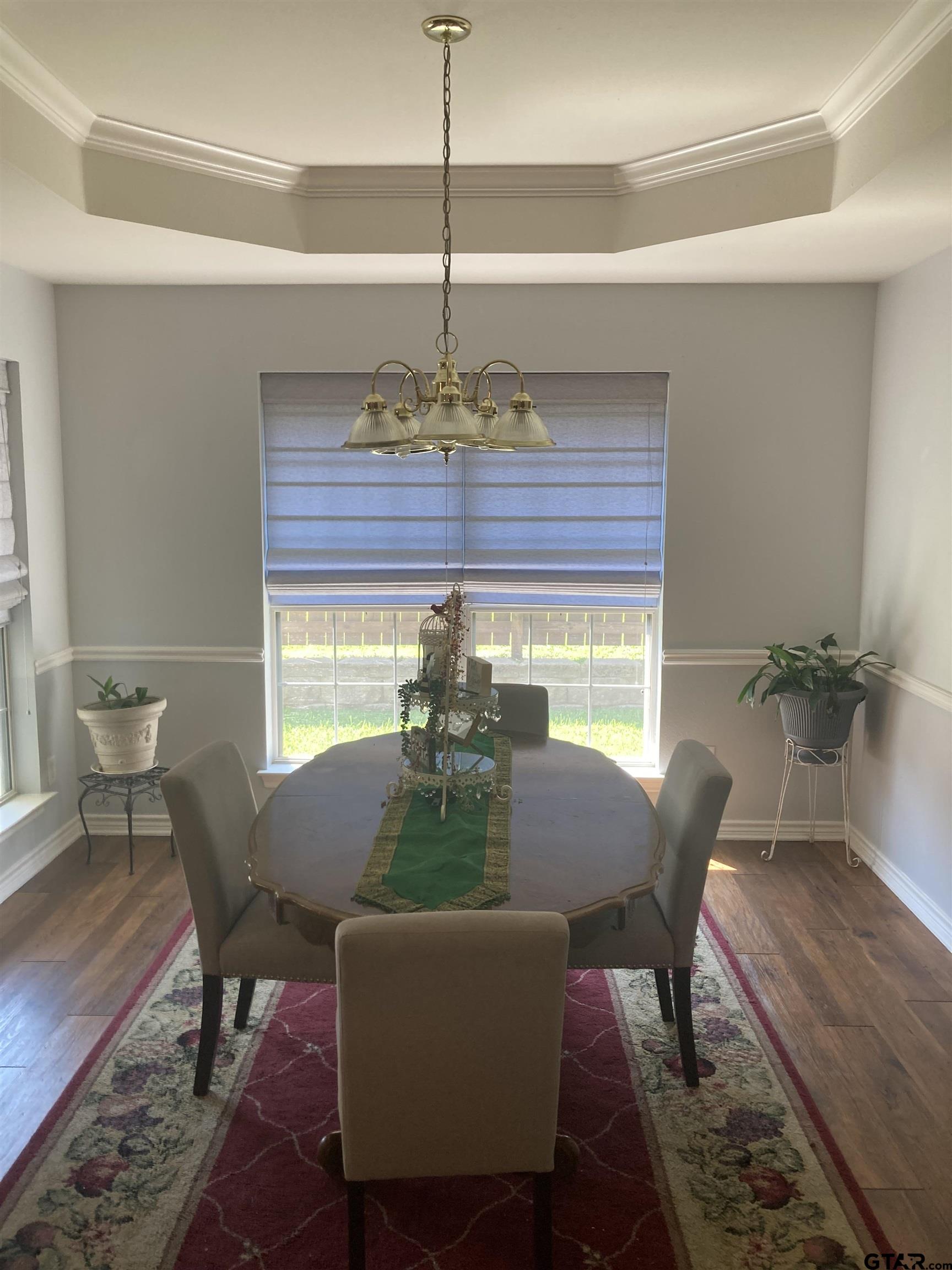 1521 Rice Road