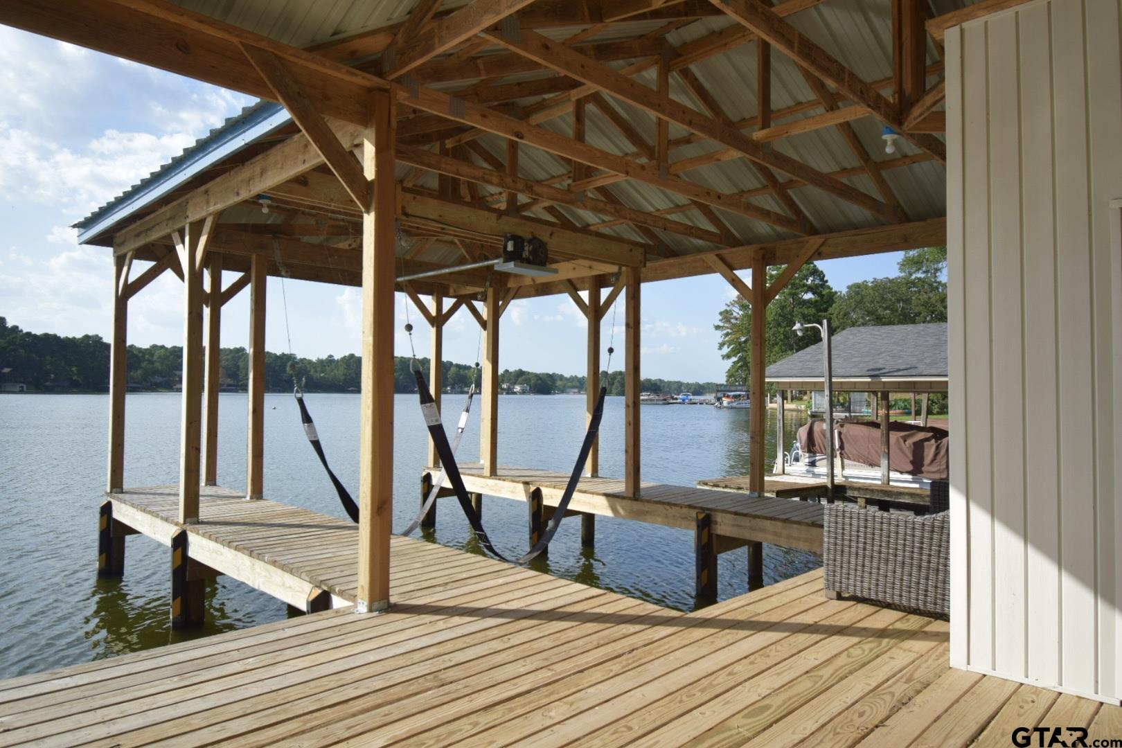 258 Hideaway Ln Central