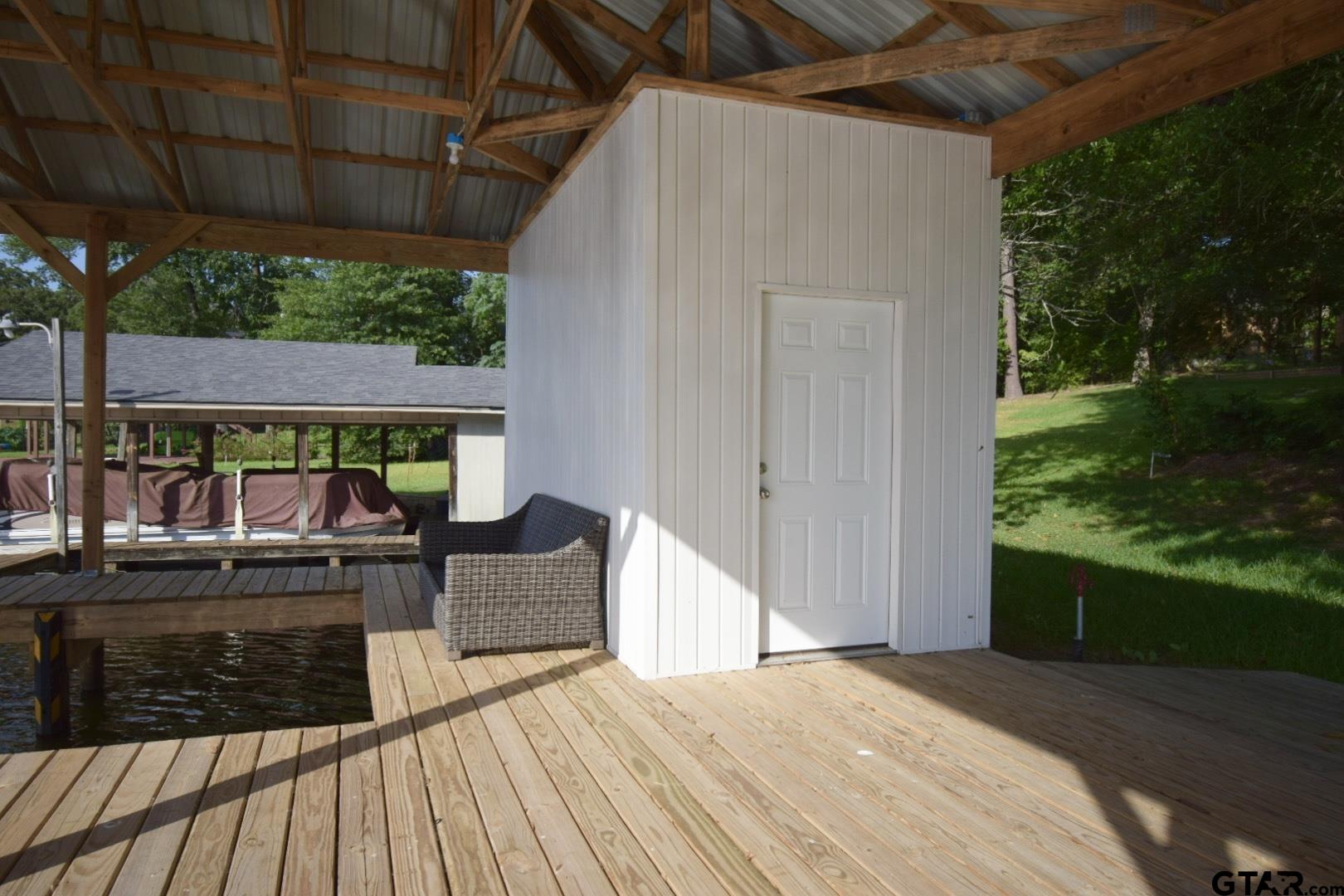 258 Hideaway Ln Central
