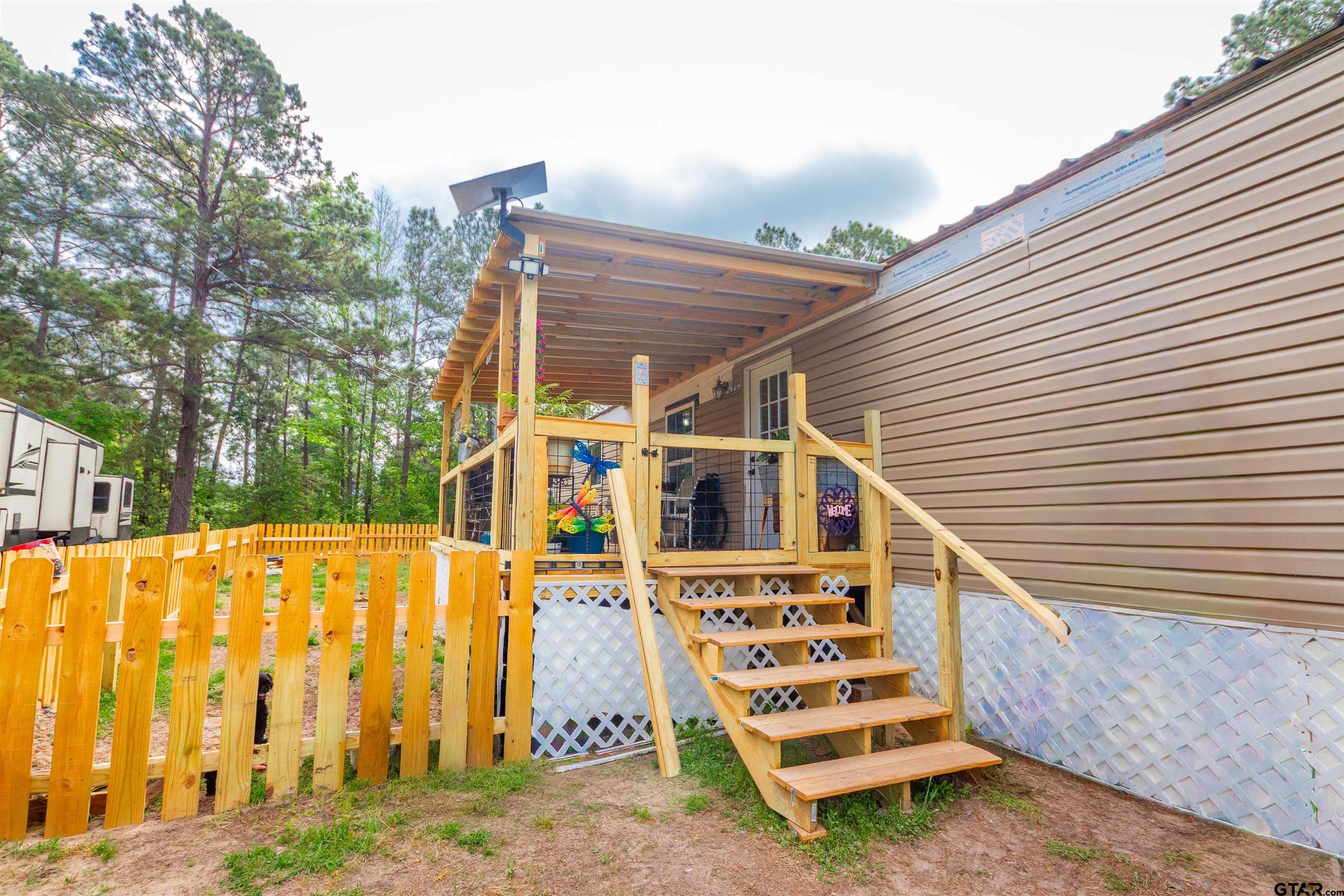 2761 Oak Trail Shores Dr