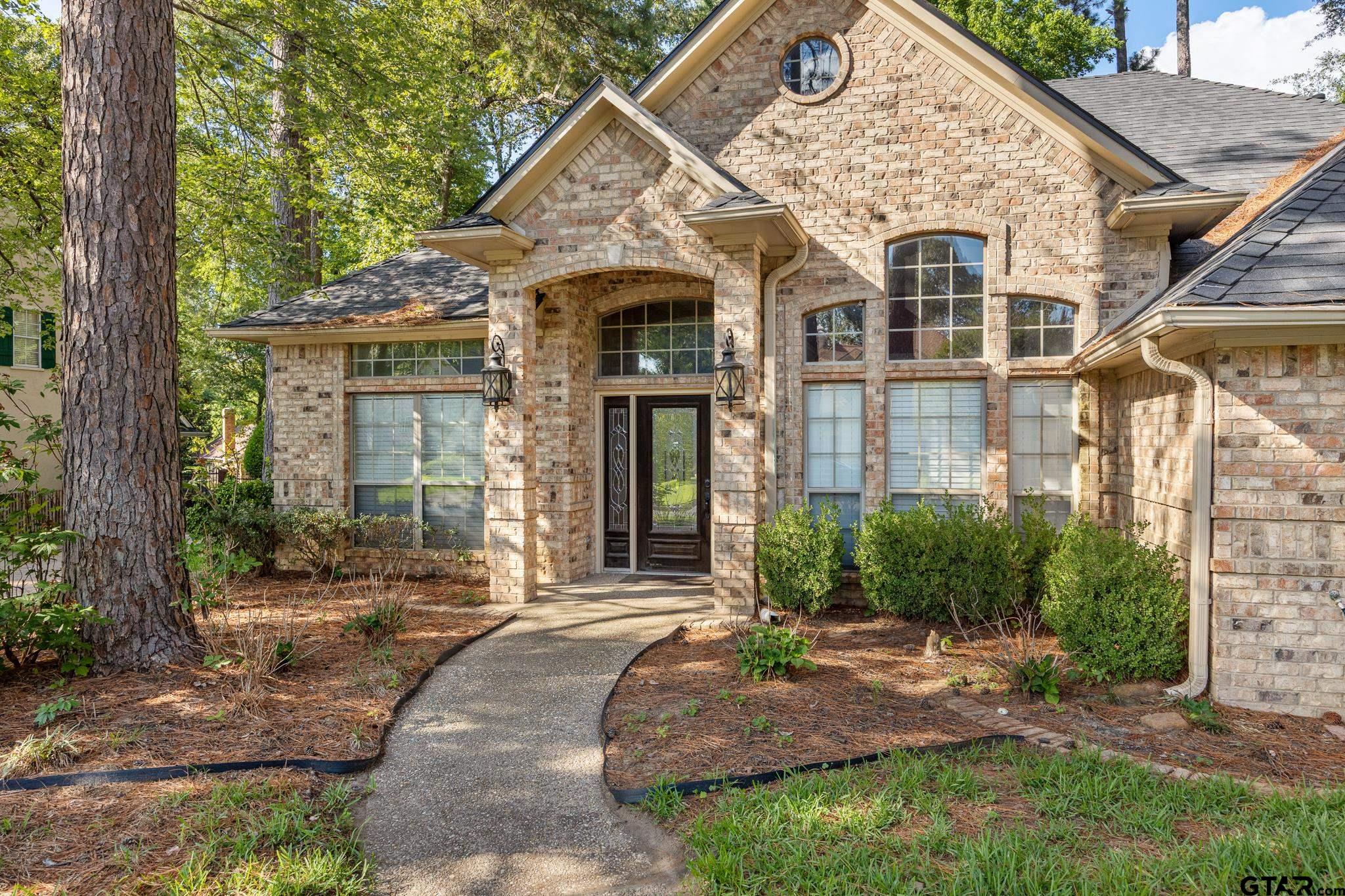 3506 Woods Blvd