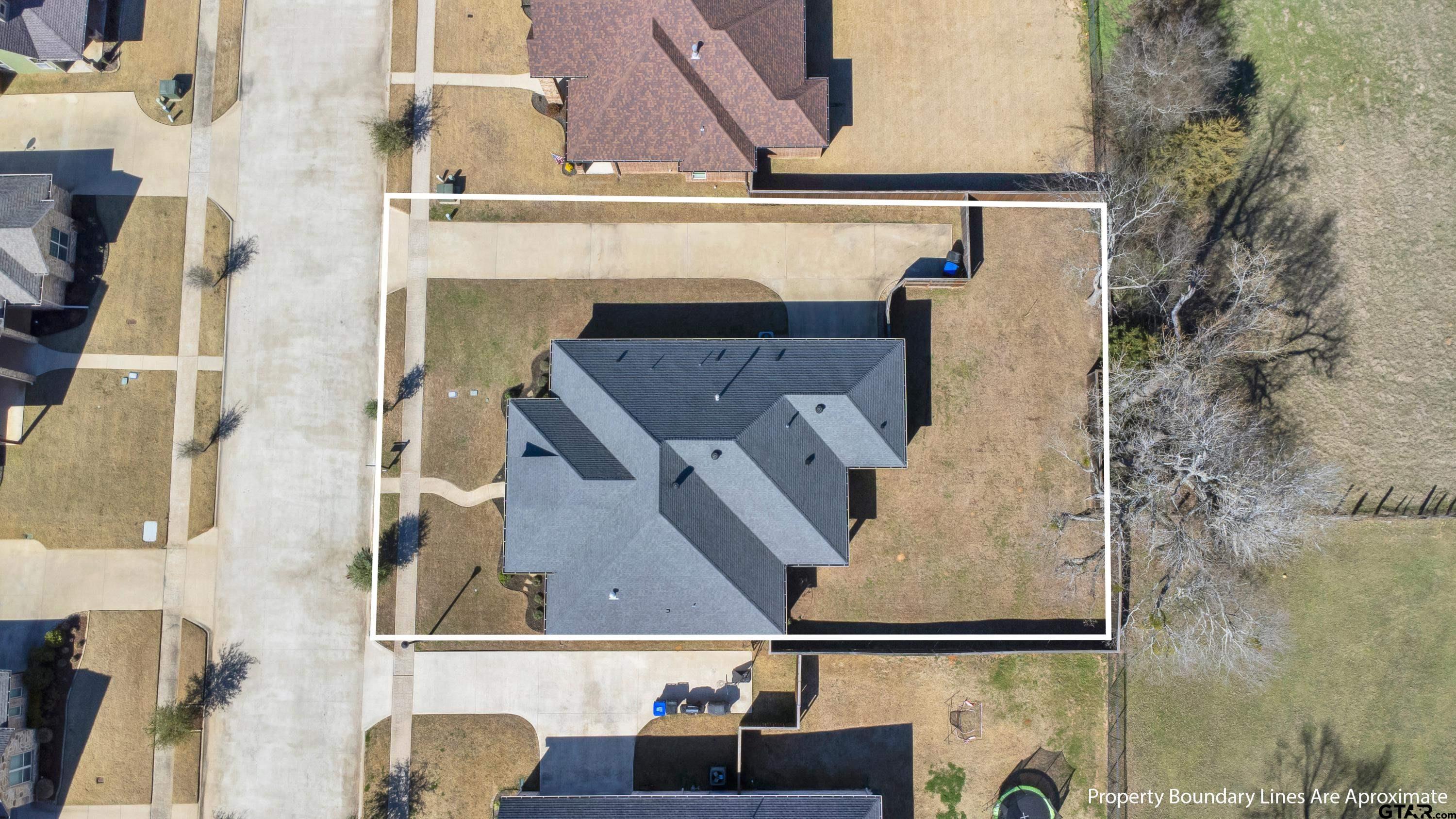 4212 Savannah Hills Lane