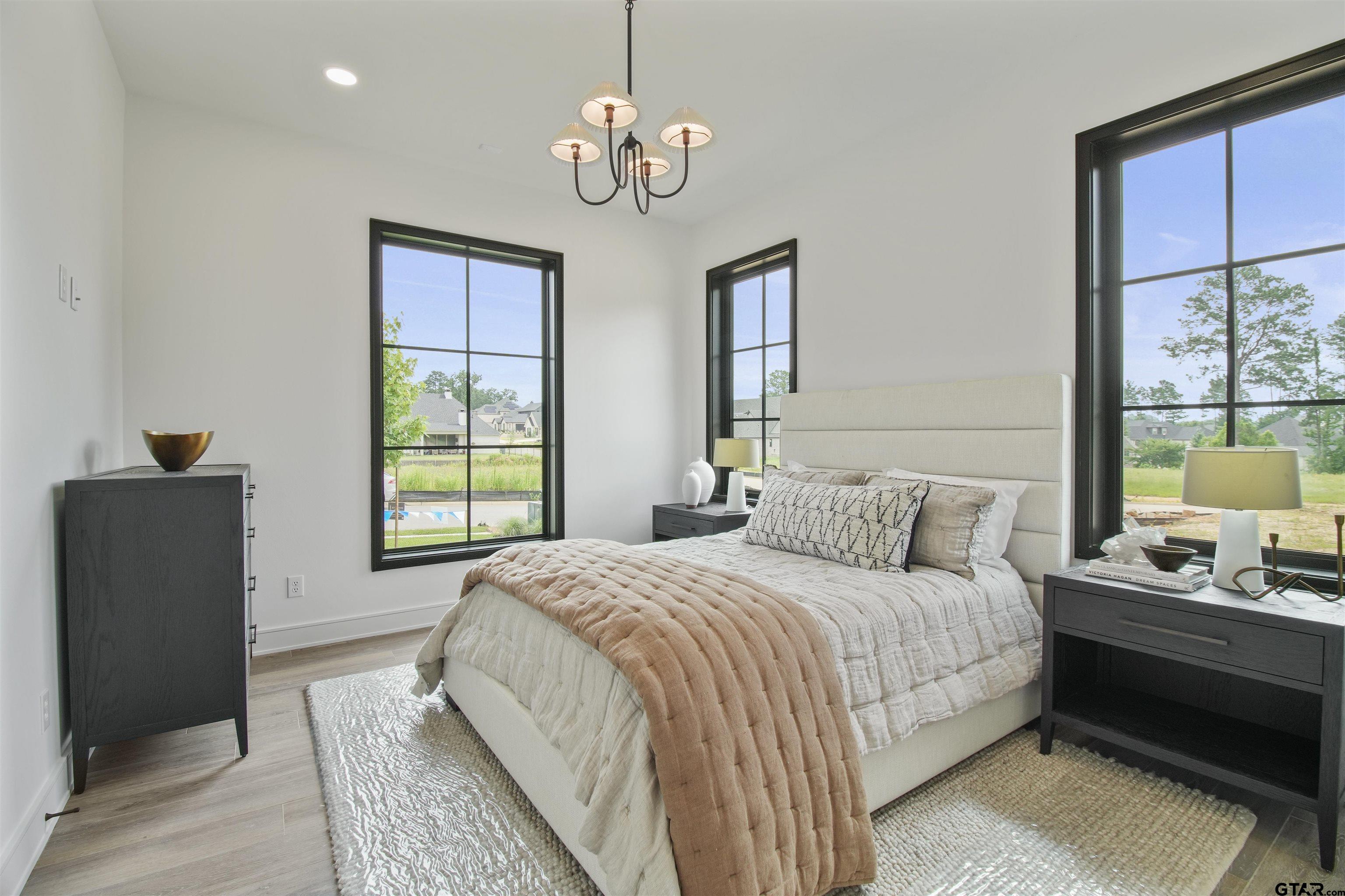 3312 FOREST COURT