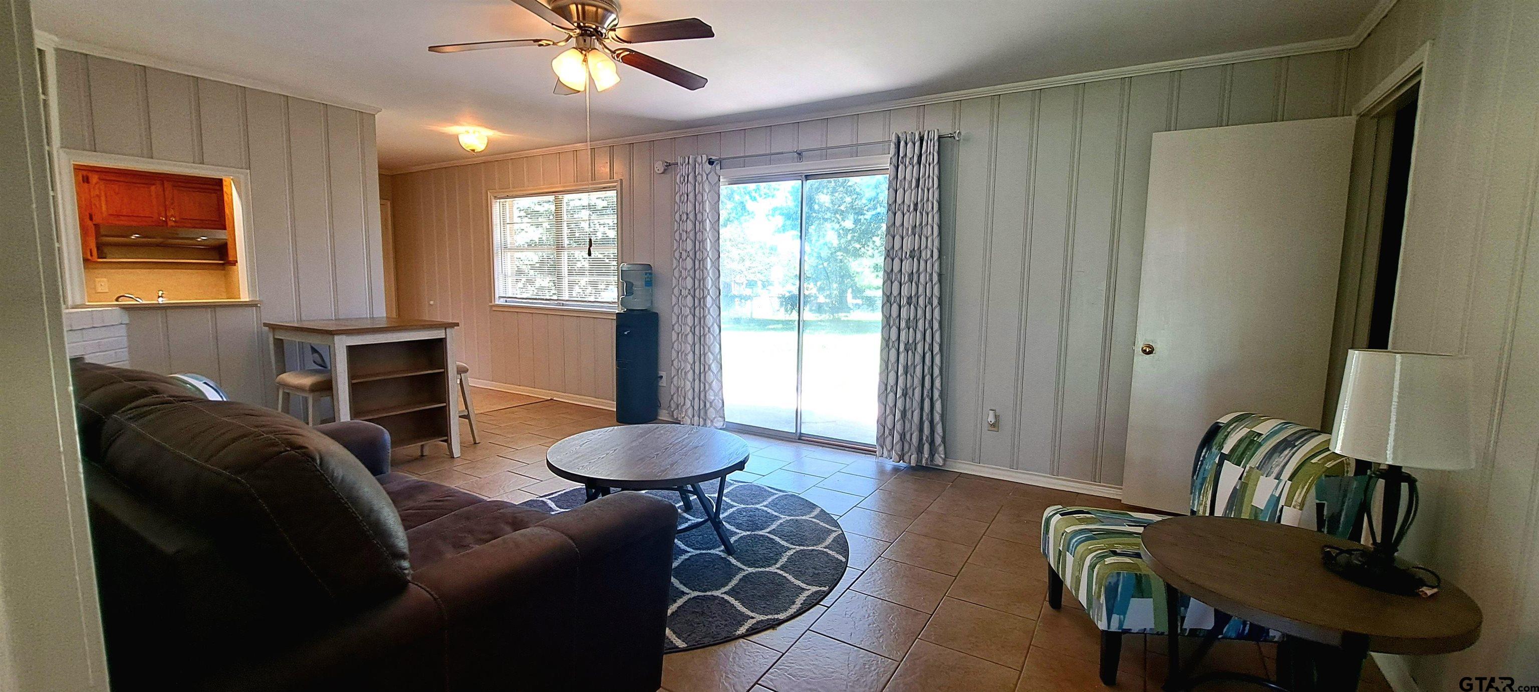 2700 Brentwood Dr.