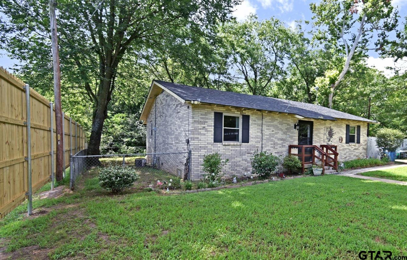 411 N Winnsboro St