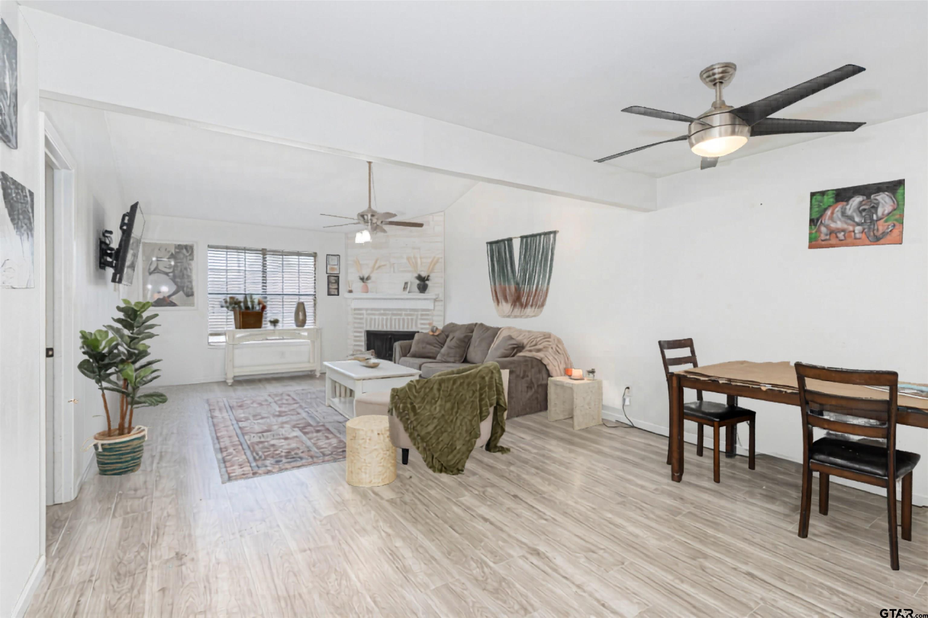 400 Southtown Dr 606