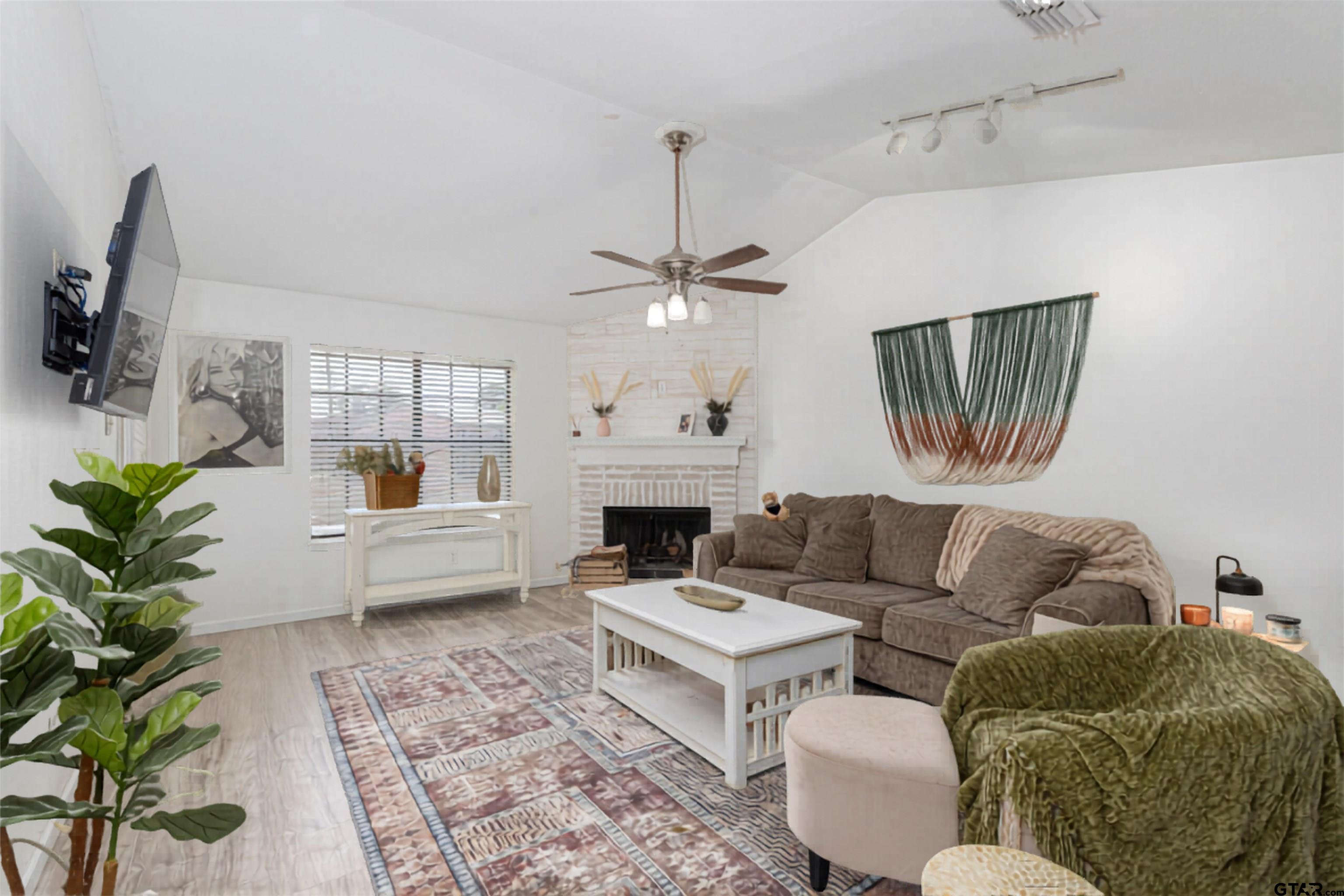 400 Southtown Dr 606
