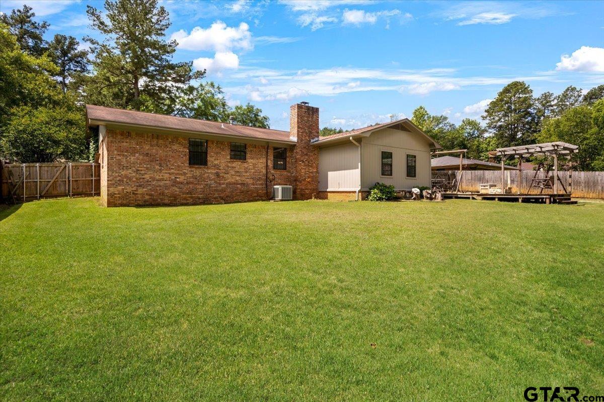 Troup, Texas 75789, United States, 3 Bedrooms Bedrooms, ,2 BathroomsBathrooms,Residential,Active,204061