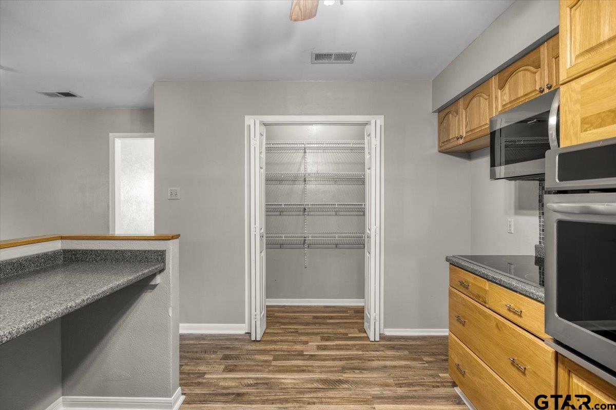 Troup, Texas 75789, United States, 3 Bedrooms Bedrooms, ,2 BathroomsBathrooms,Residential,Active,204061