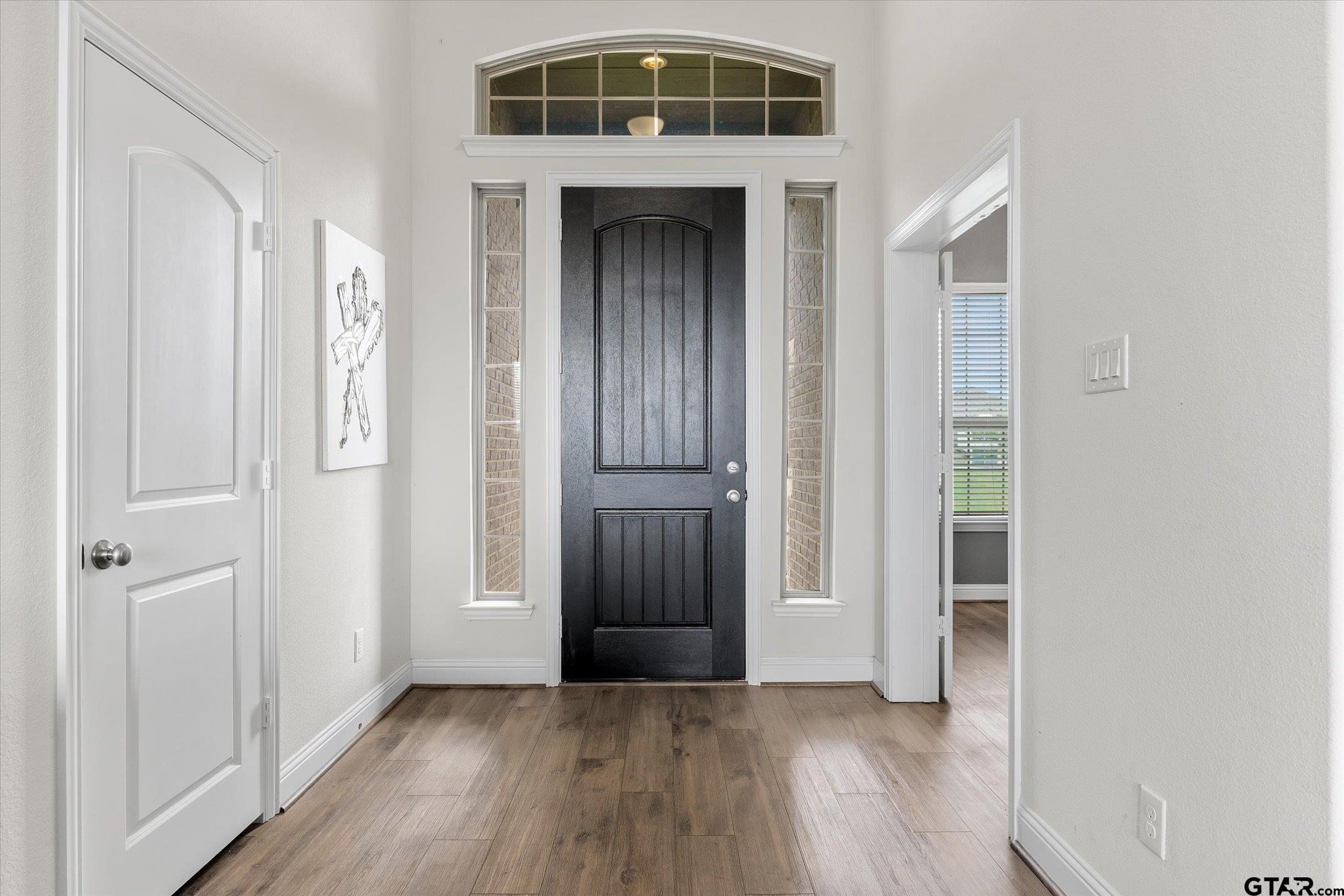 425 Private Rd 7017