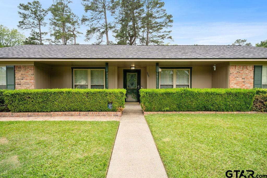 505 Country Club Dr