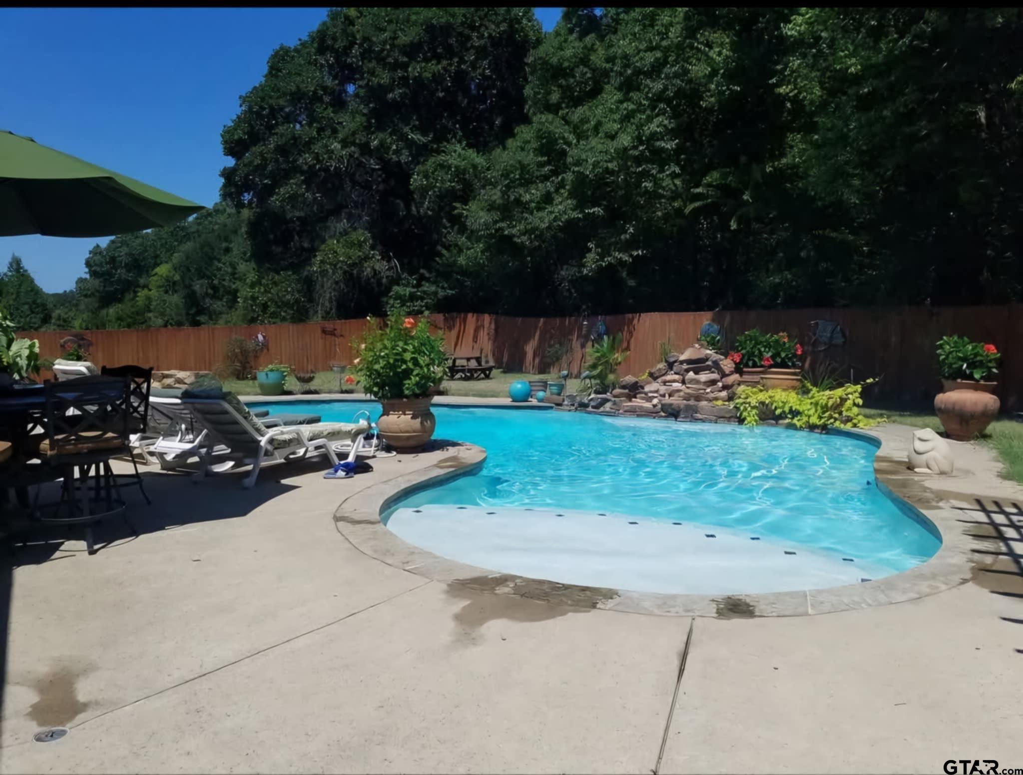 22886 County Road 422