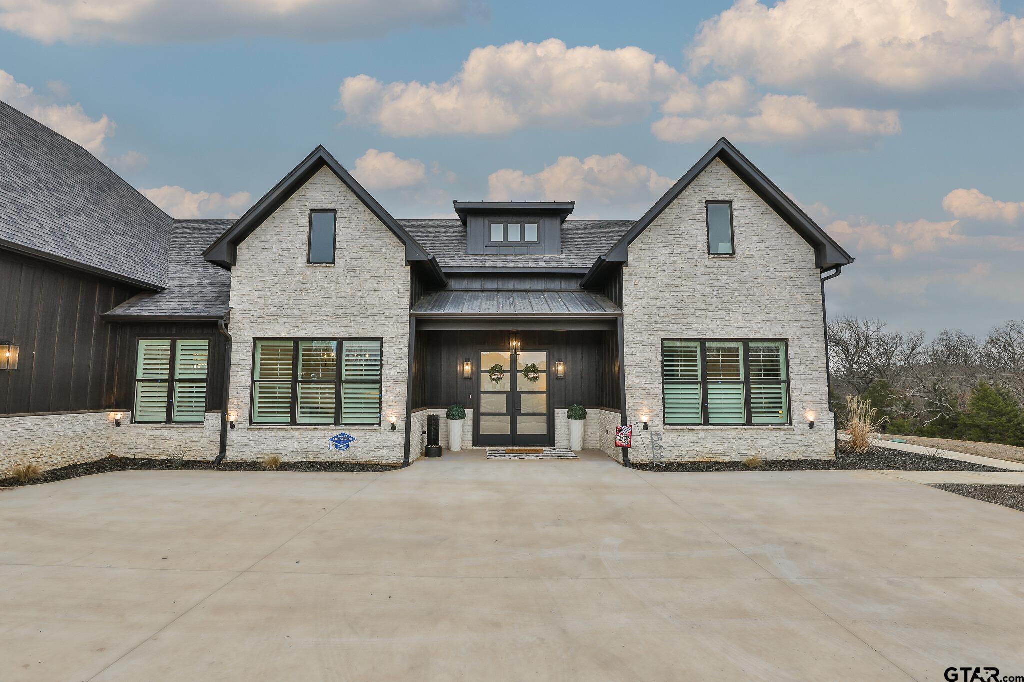 15887 County Road 436