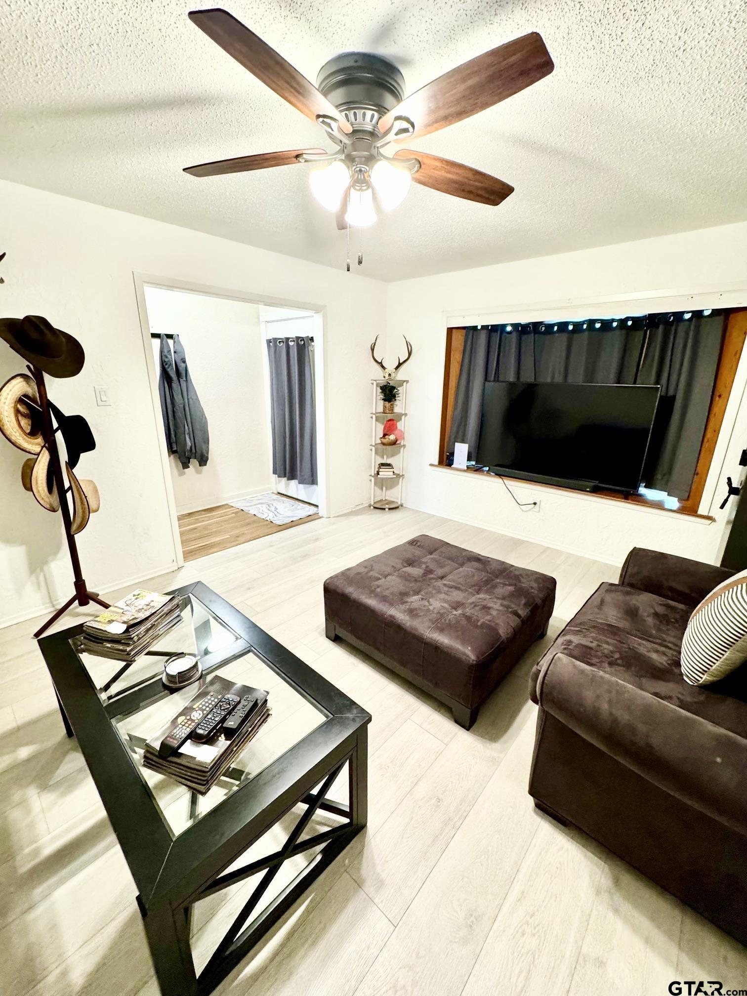 101 Green Meadows
