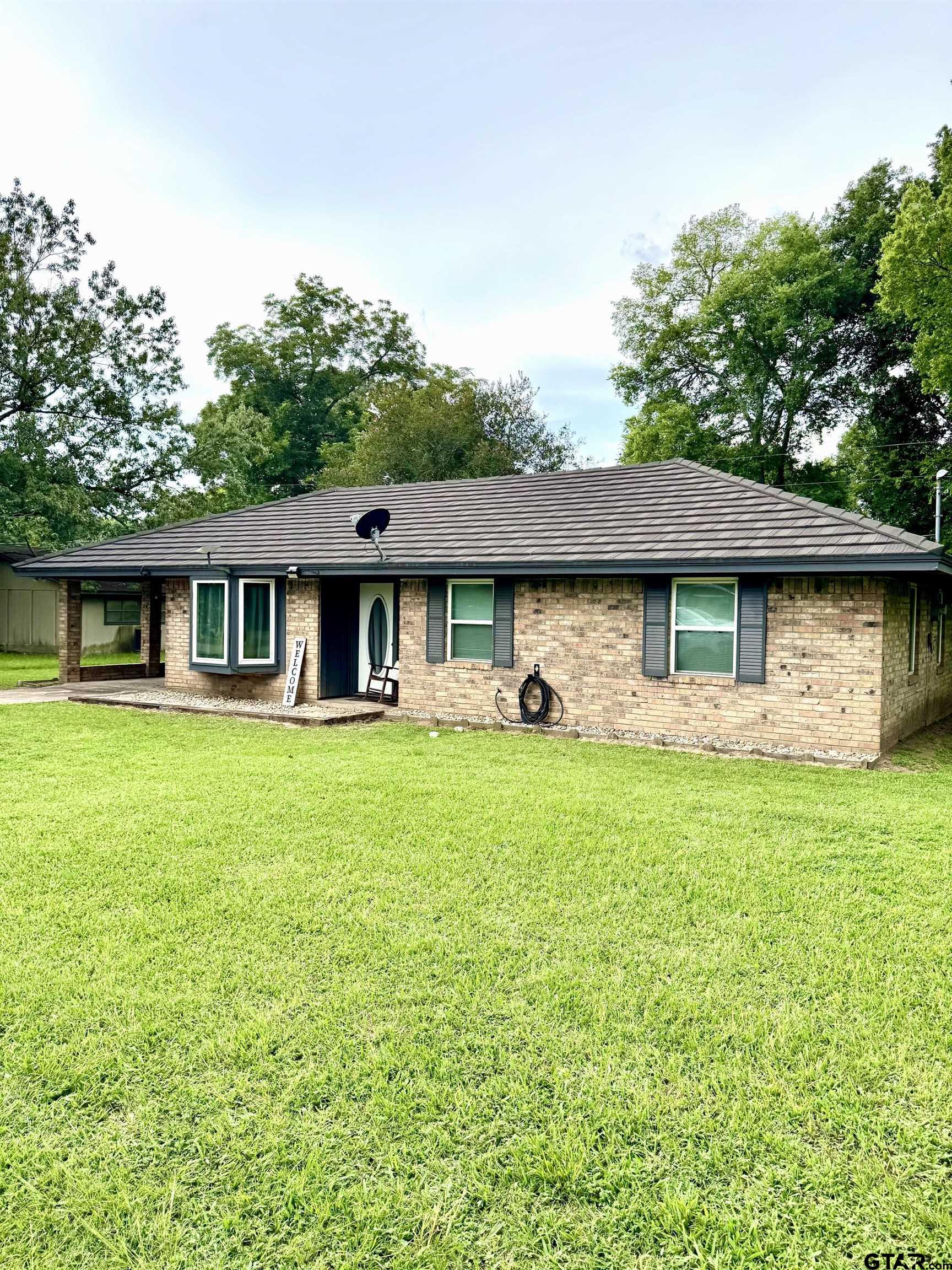 101 Green Meadows