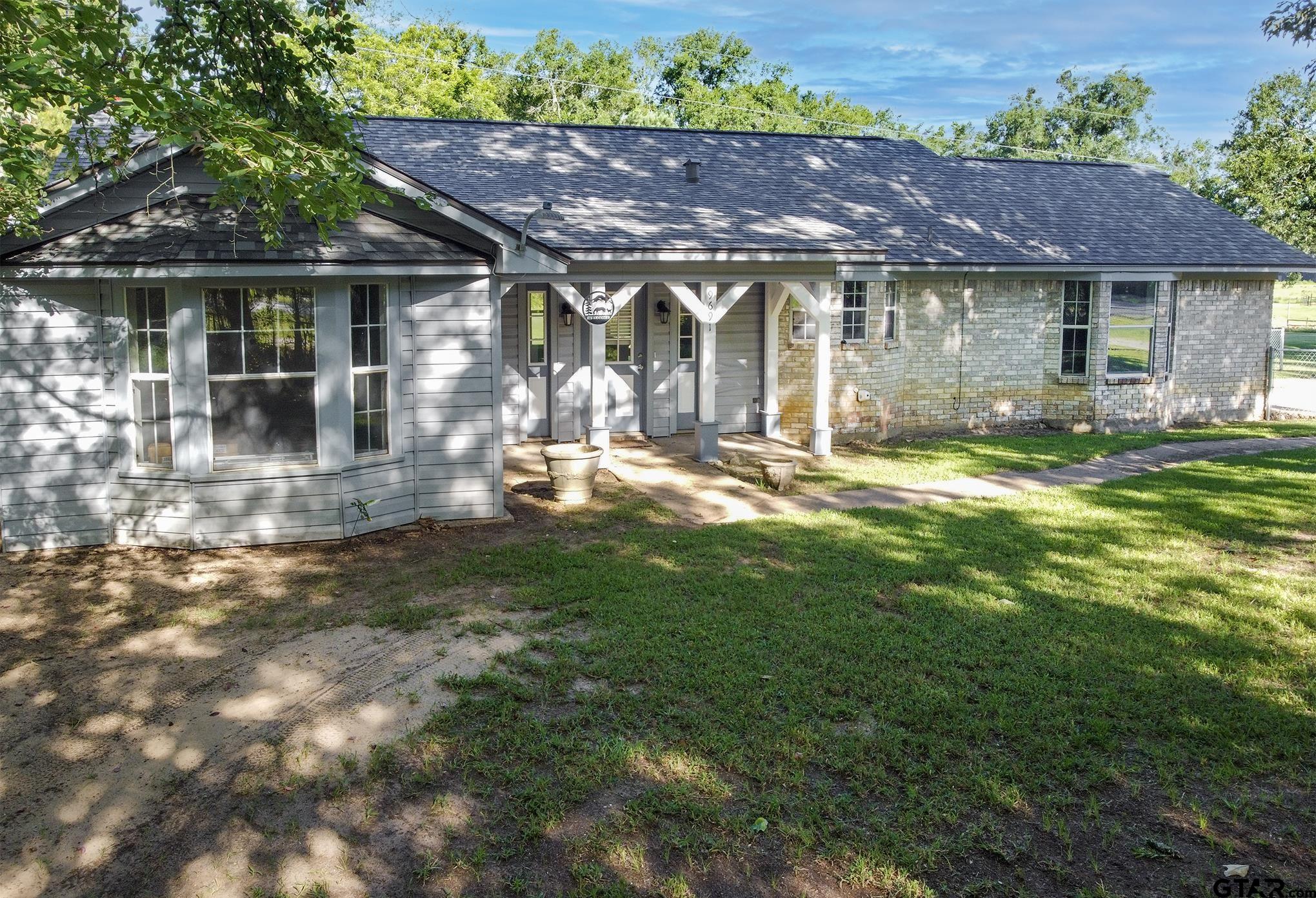 9691 US HWY 259 North