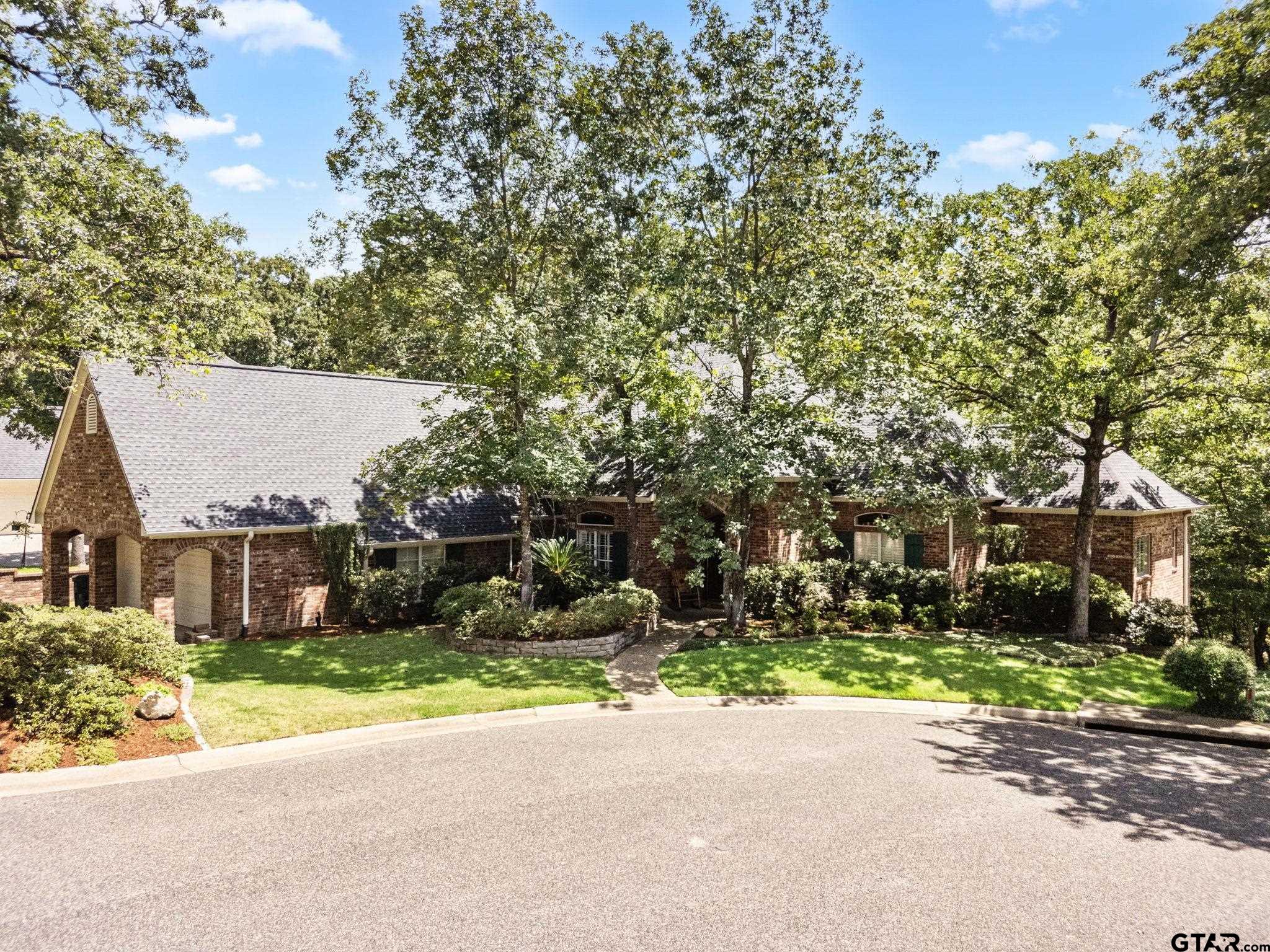 3634 Rock Creek Dr