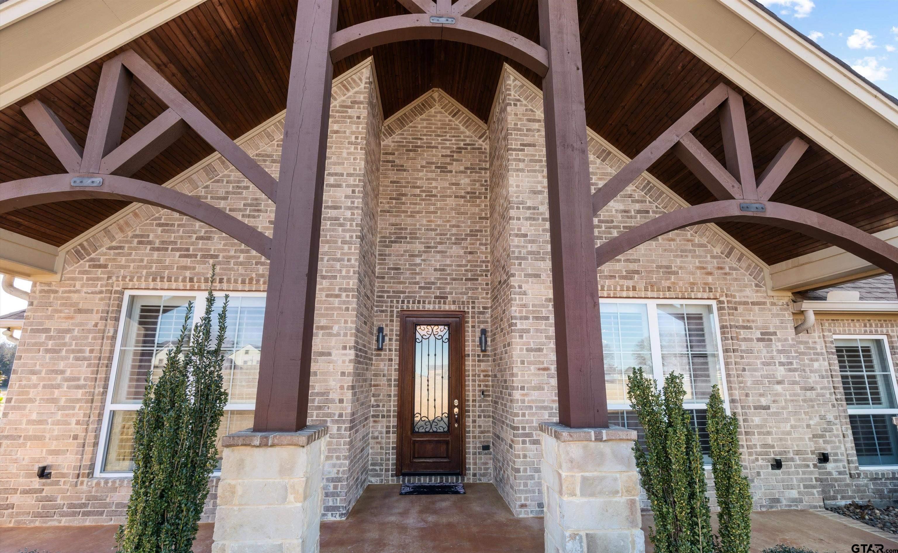 15671 Stallion Lake Blvd