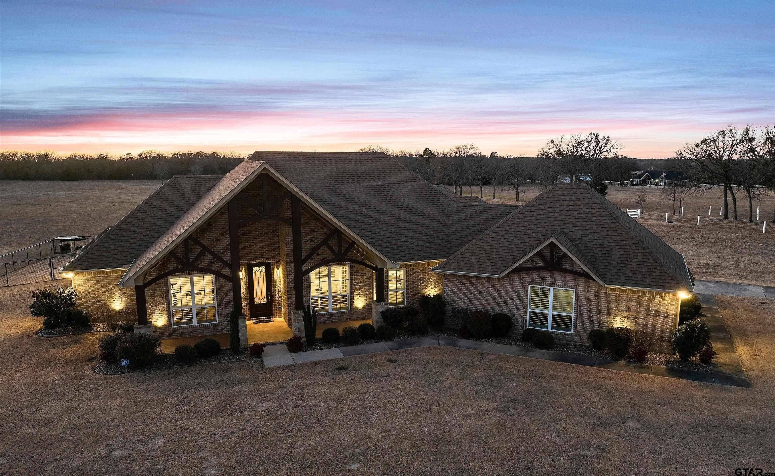 15671 Stallion Lake Blvd