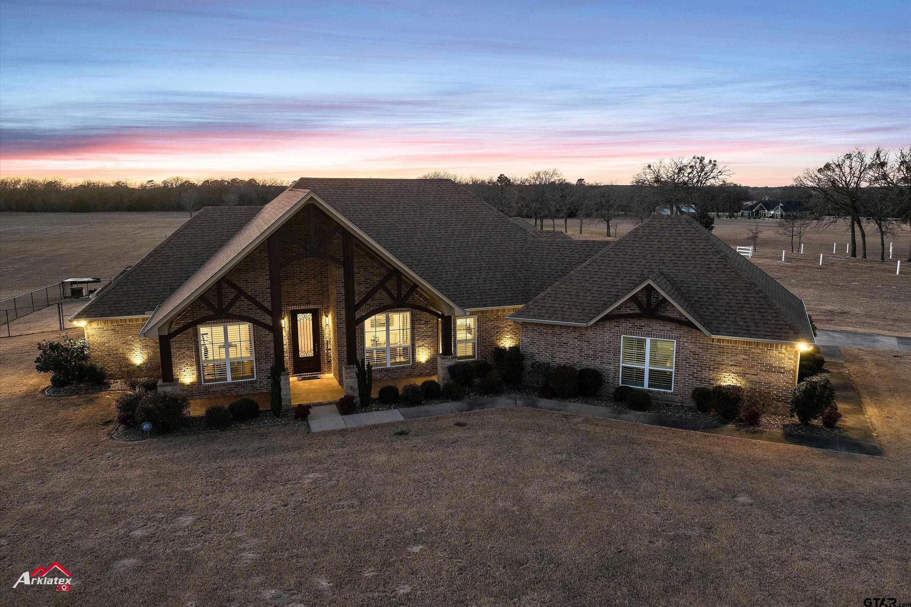 15671 Stallion Lake Blvd