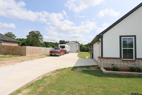 A home in Bullard