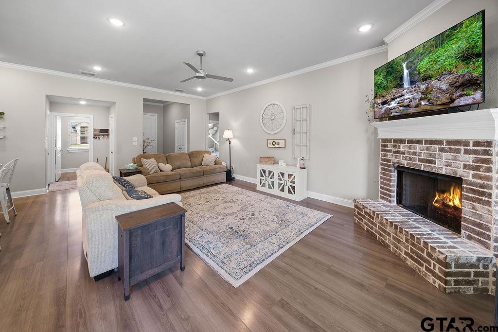 11479 Lindsey Garden