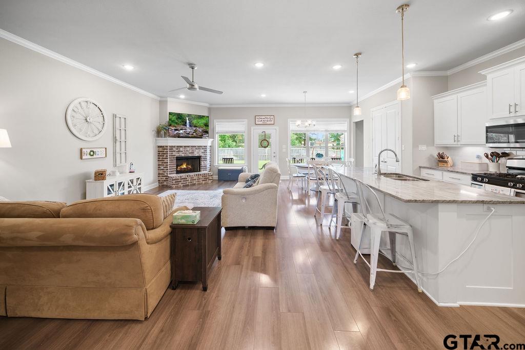 11479 Lindsey Garden