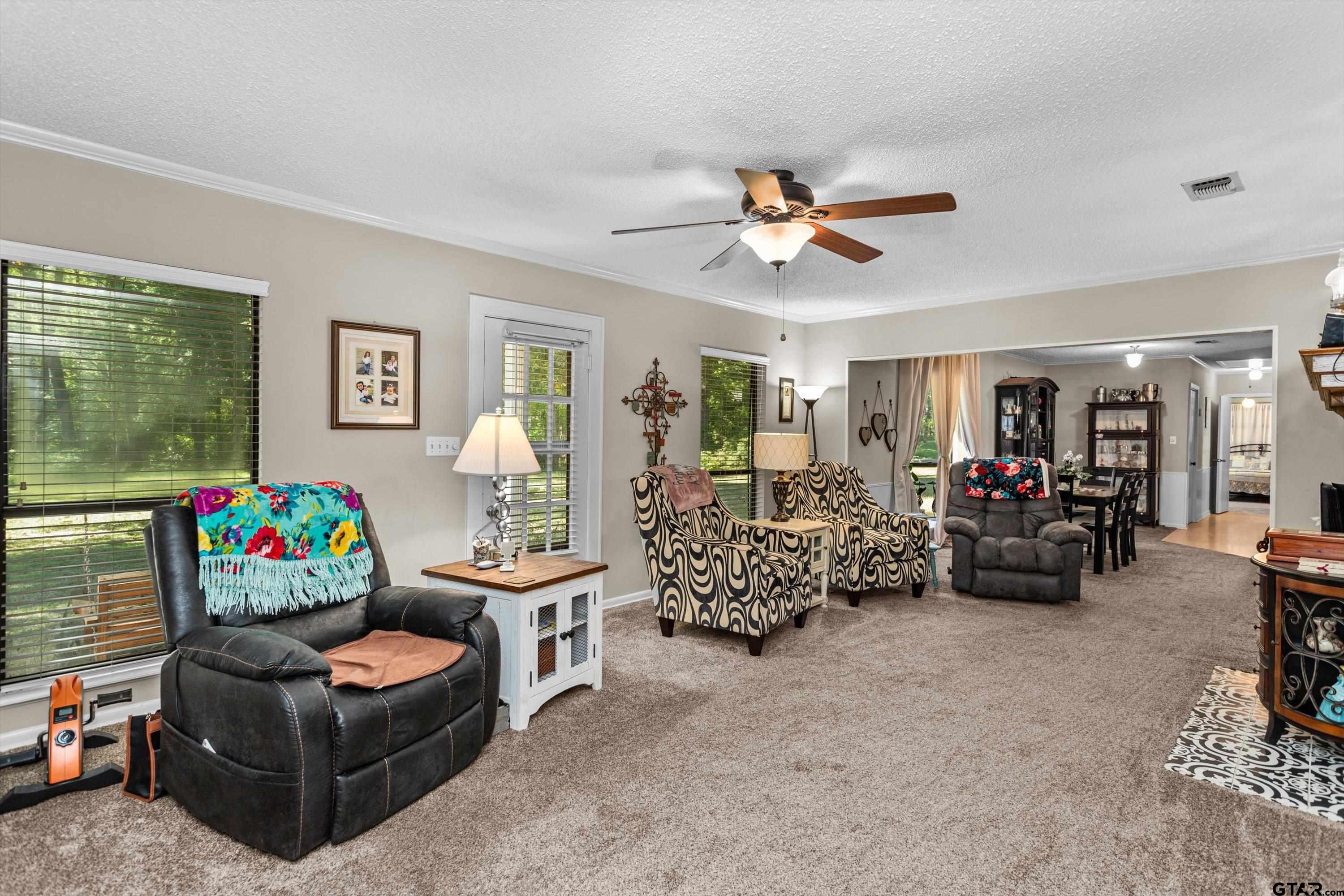 552 W State Highway 7