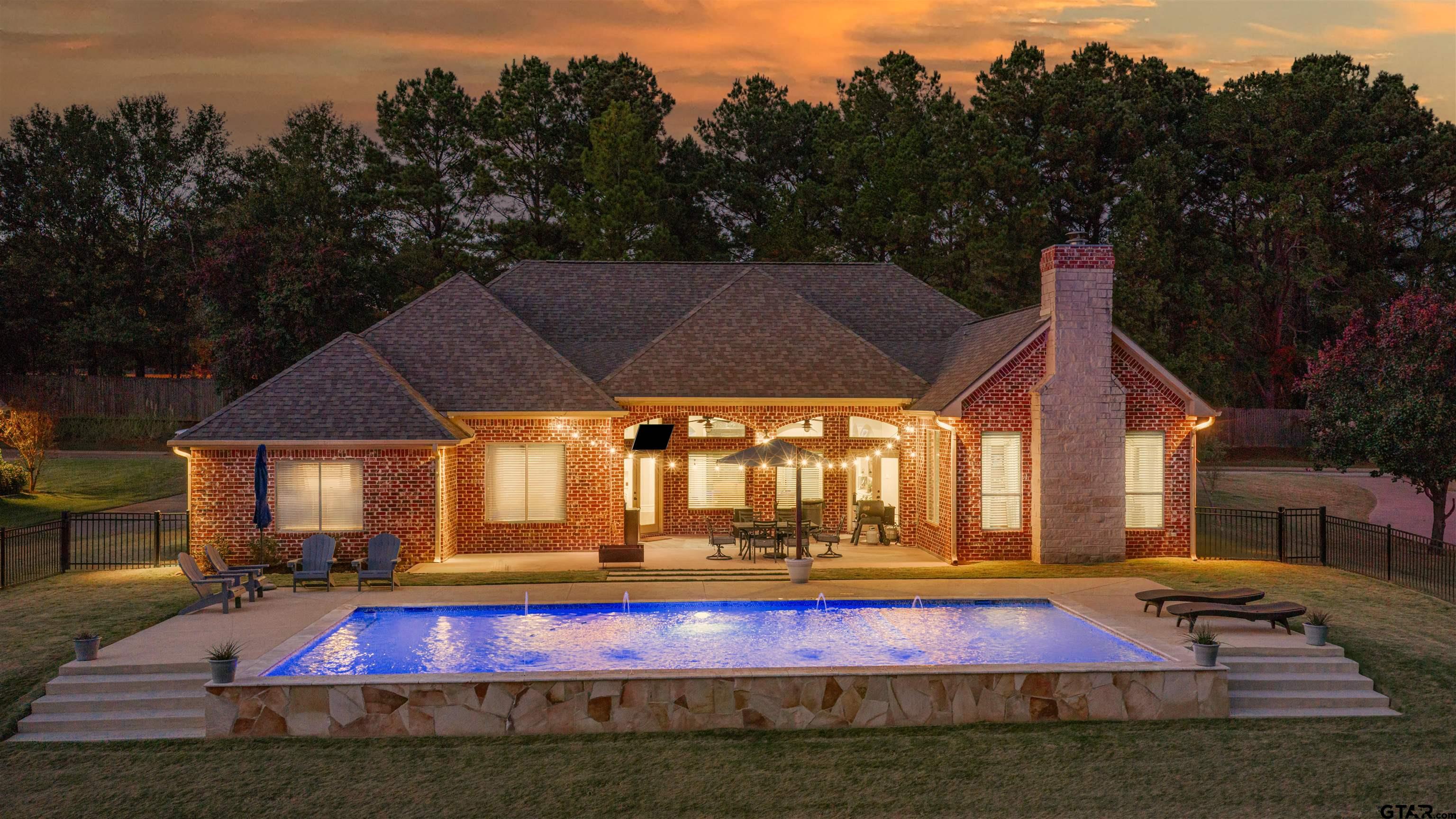 111 Rutland Dr