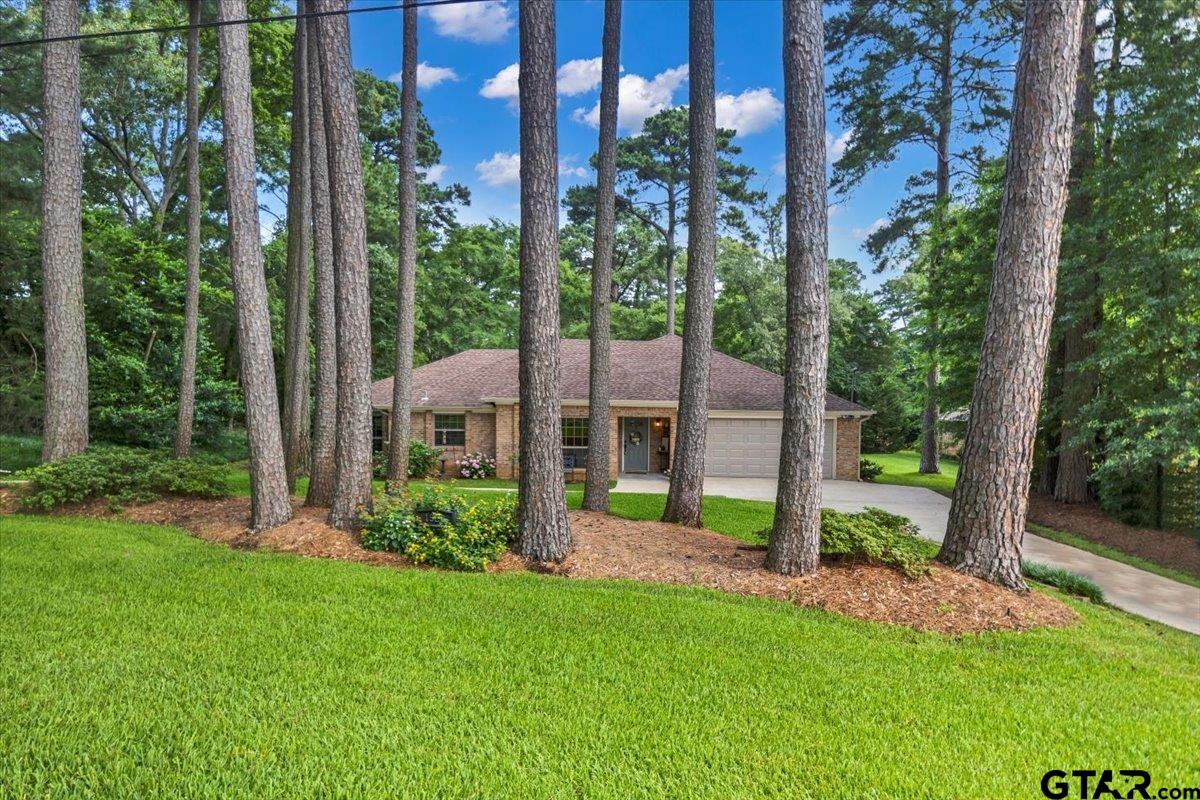 1529 Hideaway Lane West
