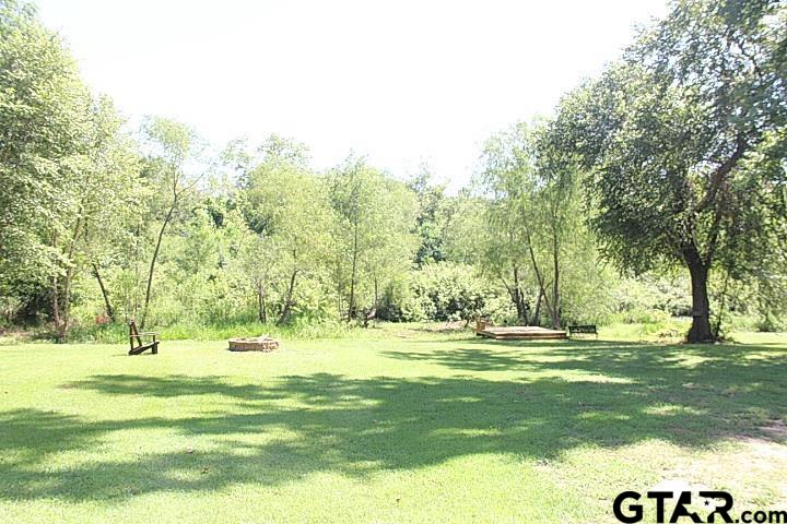 12239 Hillcreek