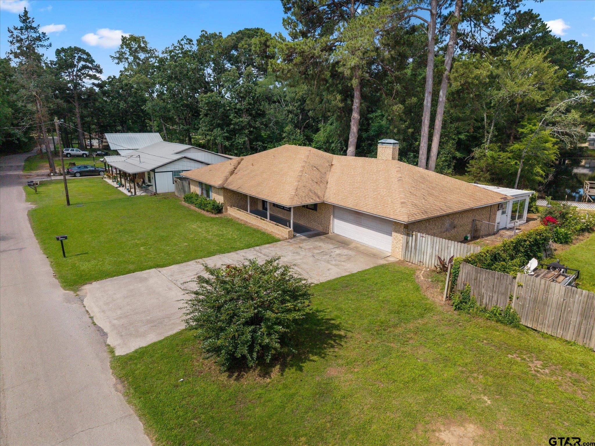 1093 County road 2140