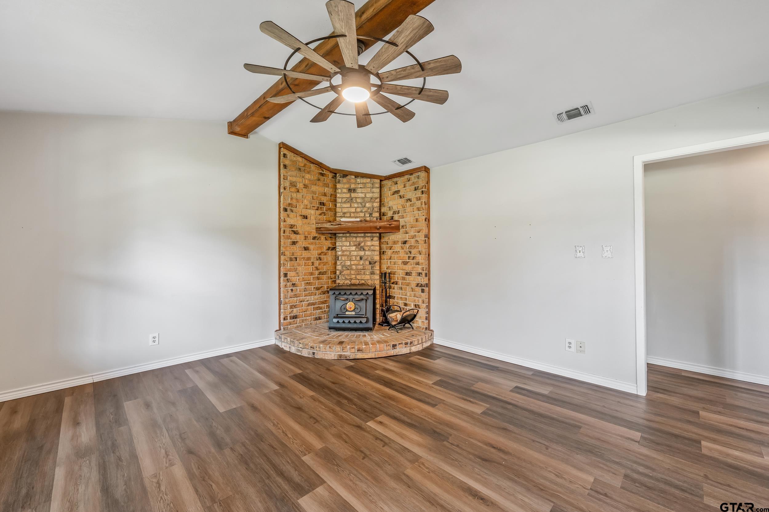 169 PHIL DR