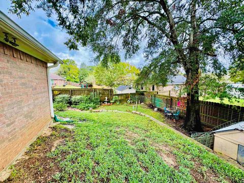 A home in Lindale