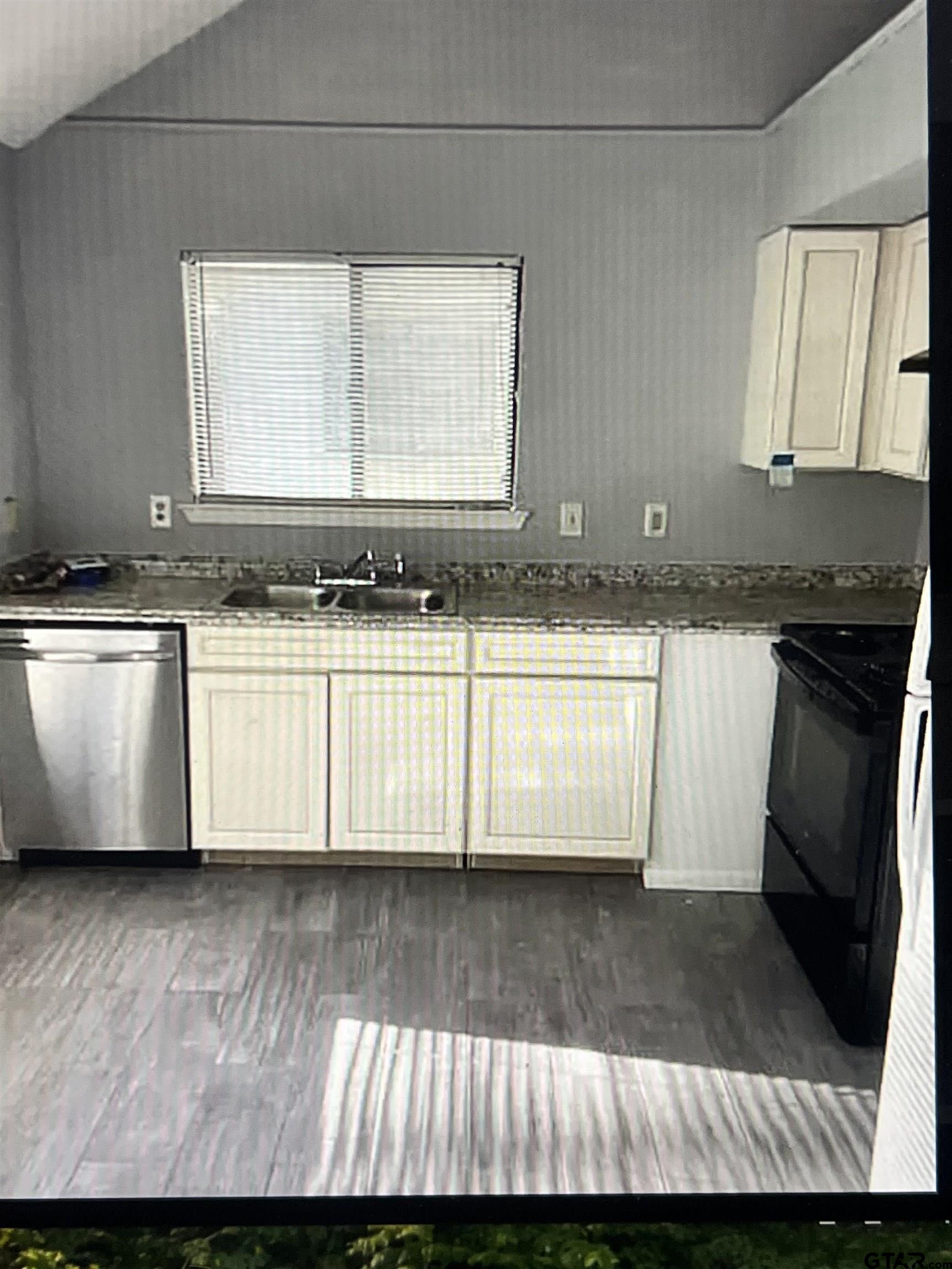 1727 Eaglewood Drive